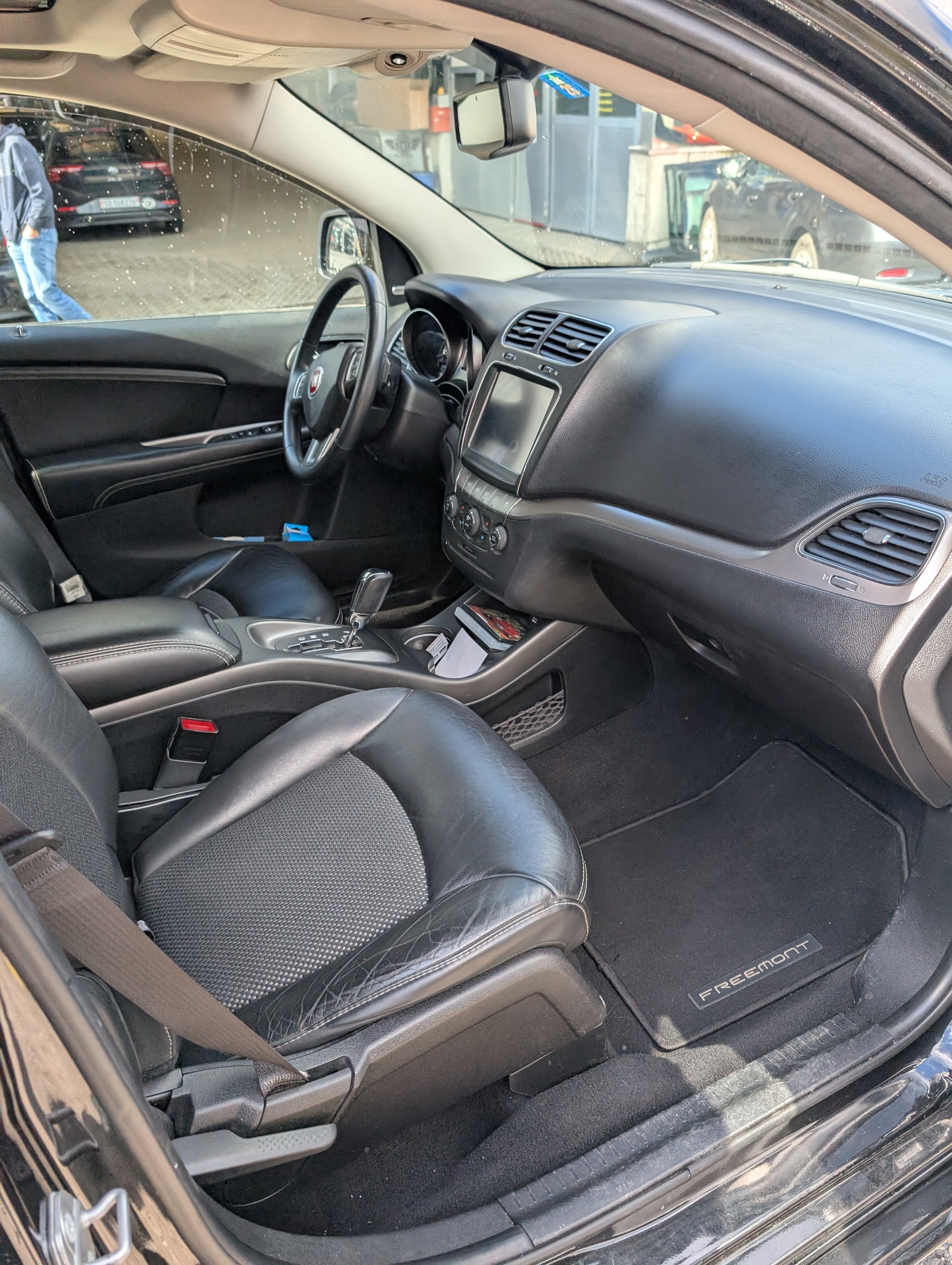 FIAT Freemont 2.0 MJ Black Code AWD Automat-image-9
