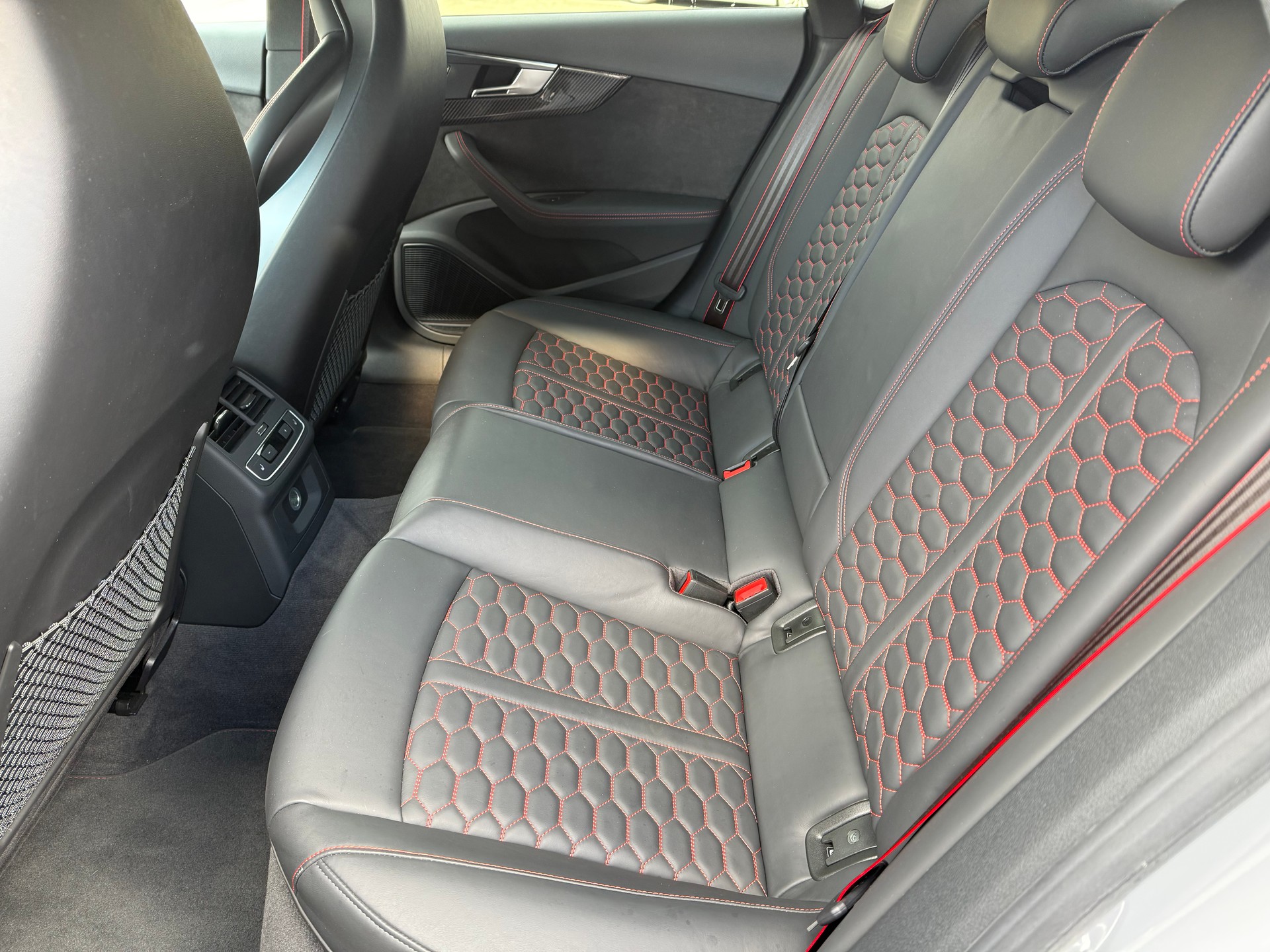 AUDI RS5 Sportback 2.9 TFSI quattro tiptronic-image-9