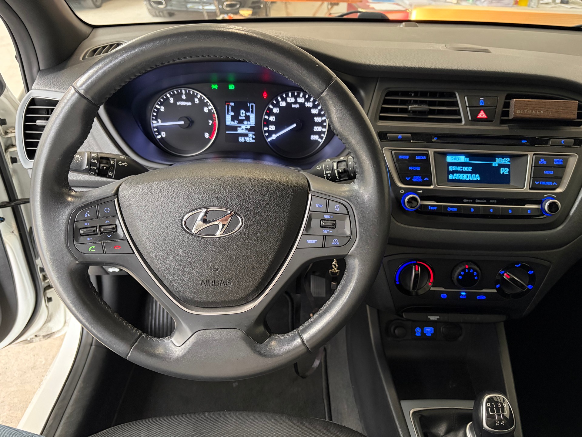 HYUNDAI i20 1.0 T-GDi exxtra Plus Swiss Hyundai Network-image-7