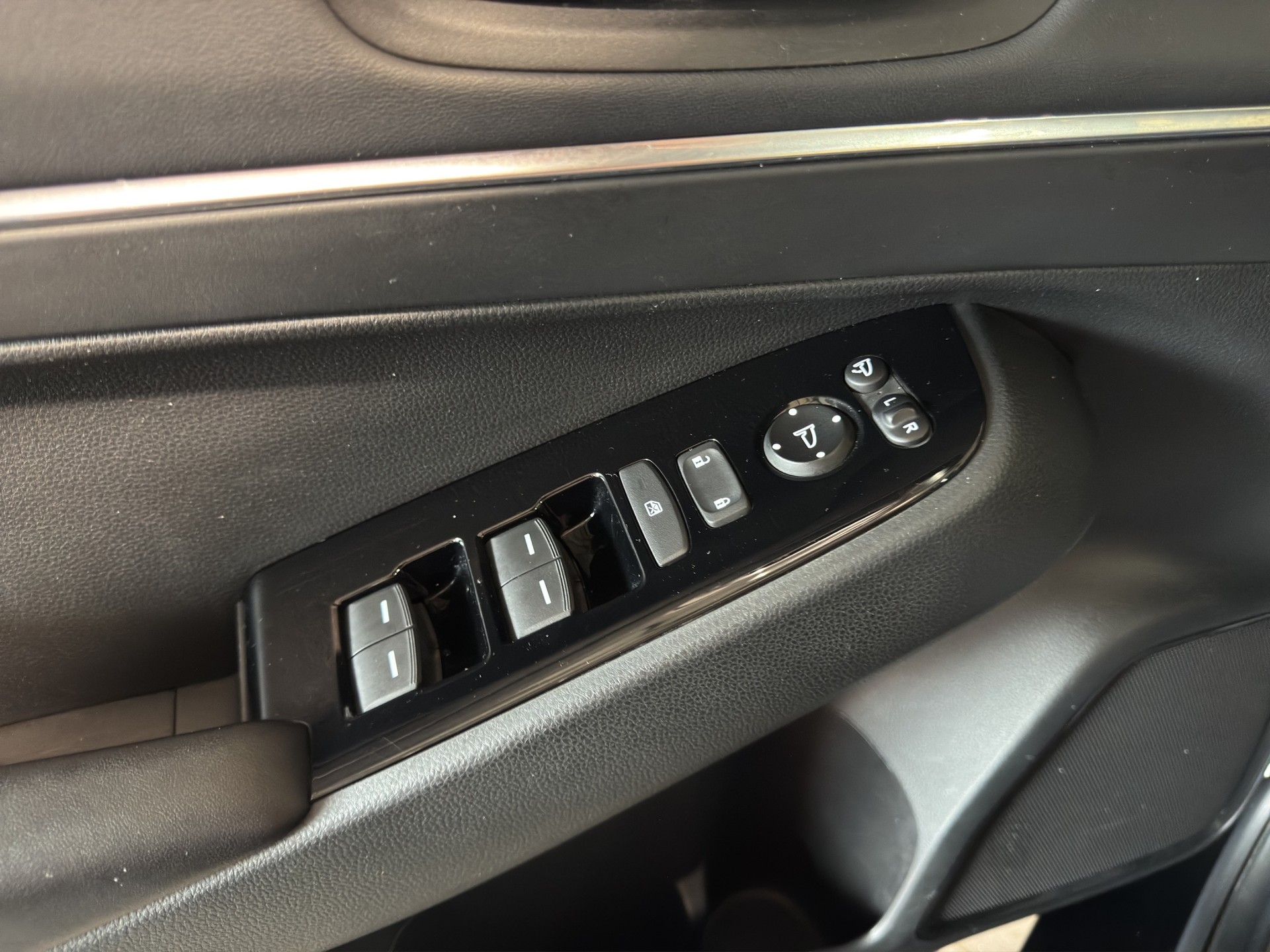 HONDA HR-V 1.5i-MMD Advance CVT-image-10