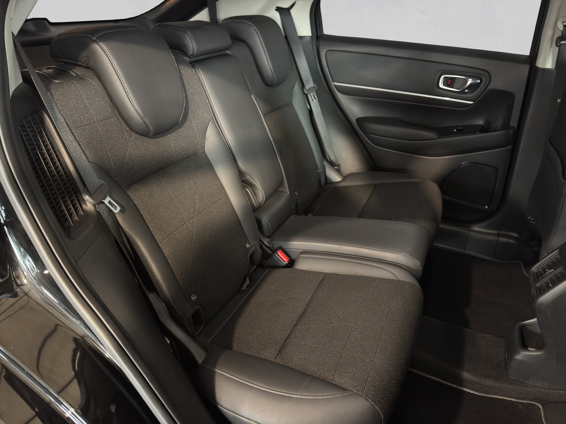 HONDA HR-V 1.5i-MMD Advance CVT-image-16