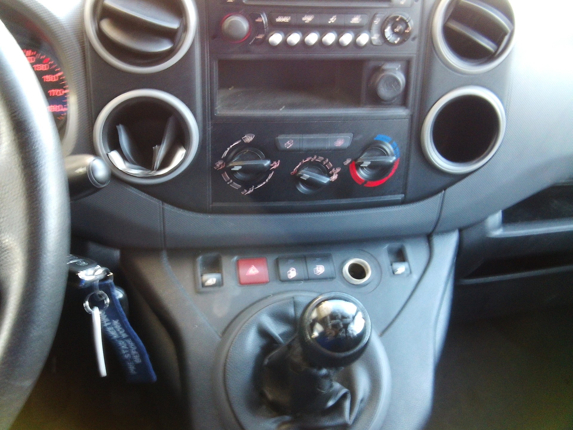 CITROEN Berlingo 1.6 VTi 98 Komfort-image-7