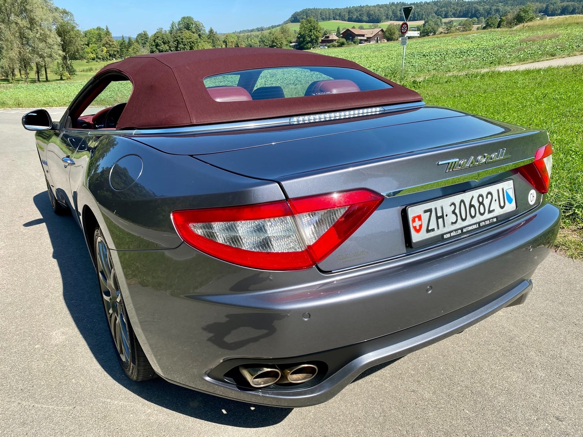 MASERATI GranCabrio Automatica-image-11