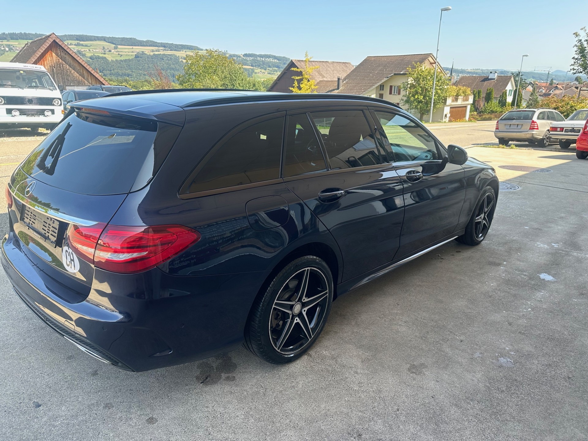 MERCEDES-BENZ C 250 BlueTEC AMG Line 4Matic 7G-Tronic-image-5