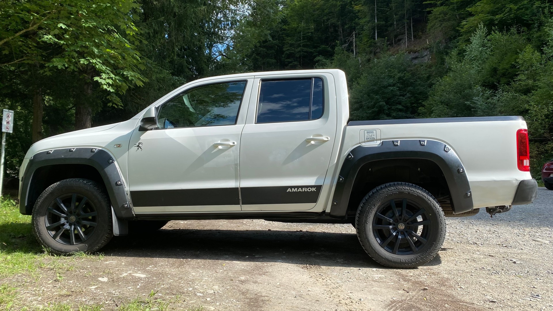 VW Amarok 2.0 BiTDI Trendline 4Motion-image-4