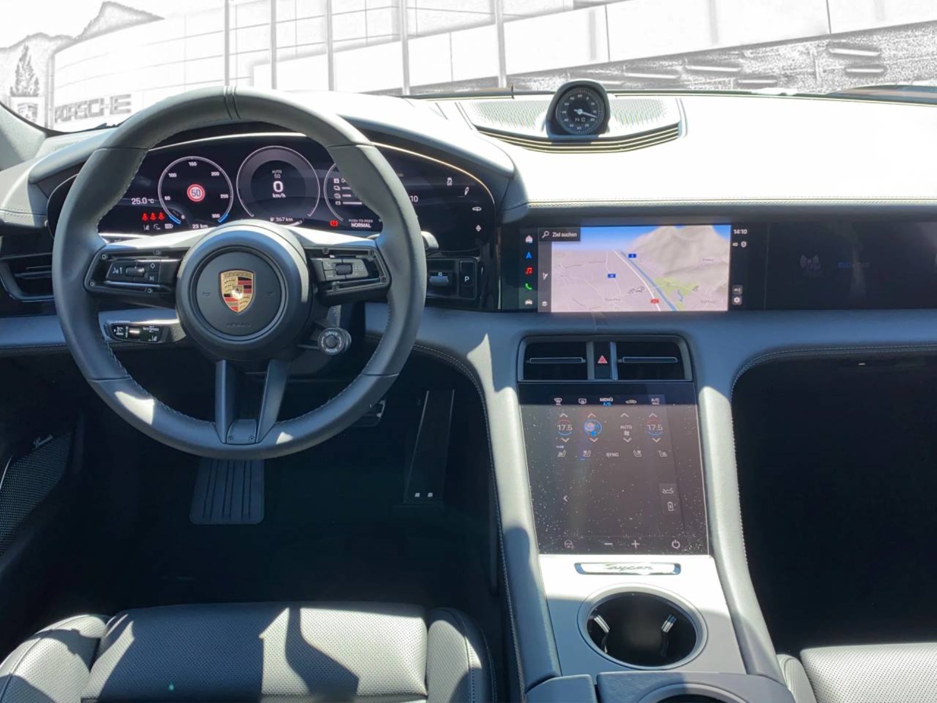 PORSCHE Taycan 4S-image-11