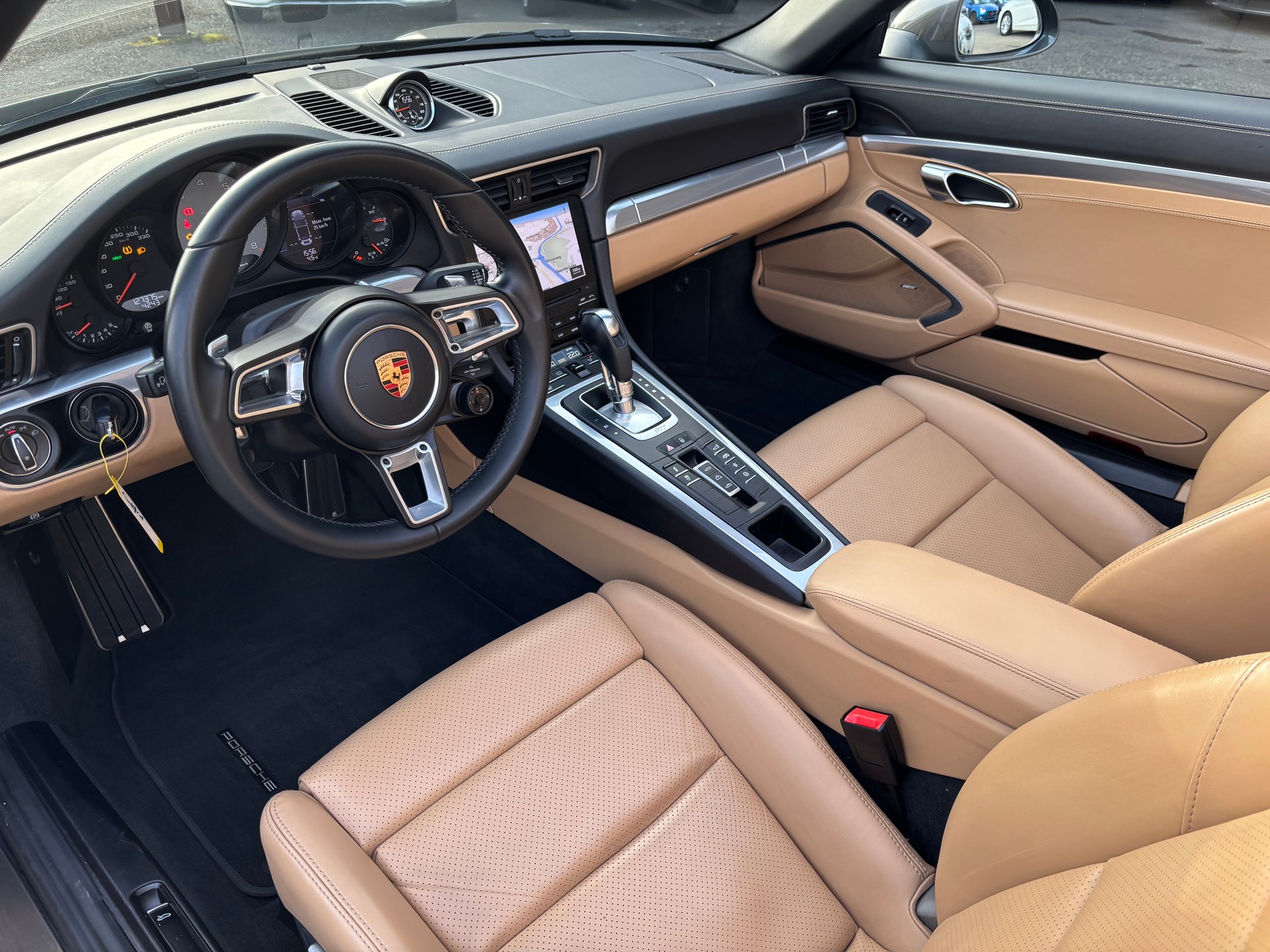 PORSCHE 911 Cabrio Carrera S PDK-image-9