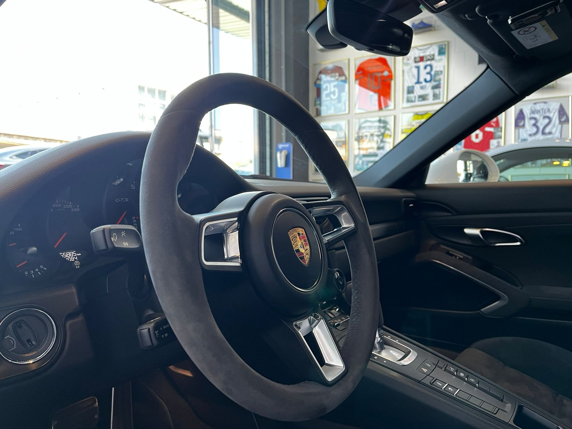 PORSCHE 911 Carrera GTS PDK-image-13