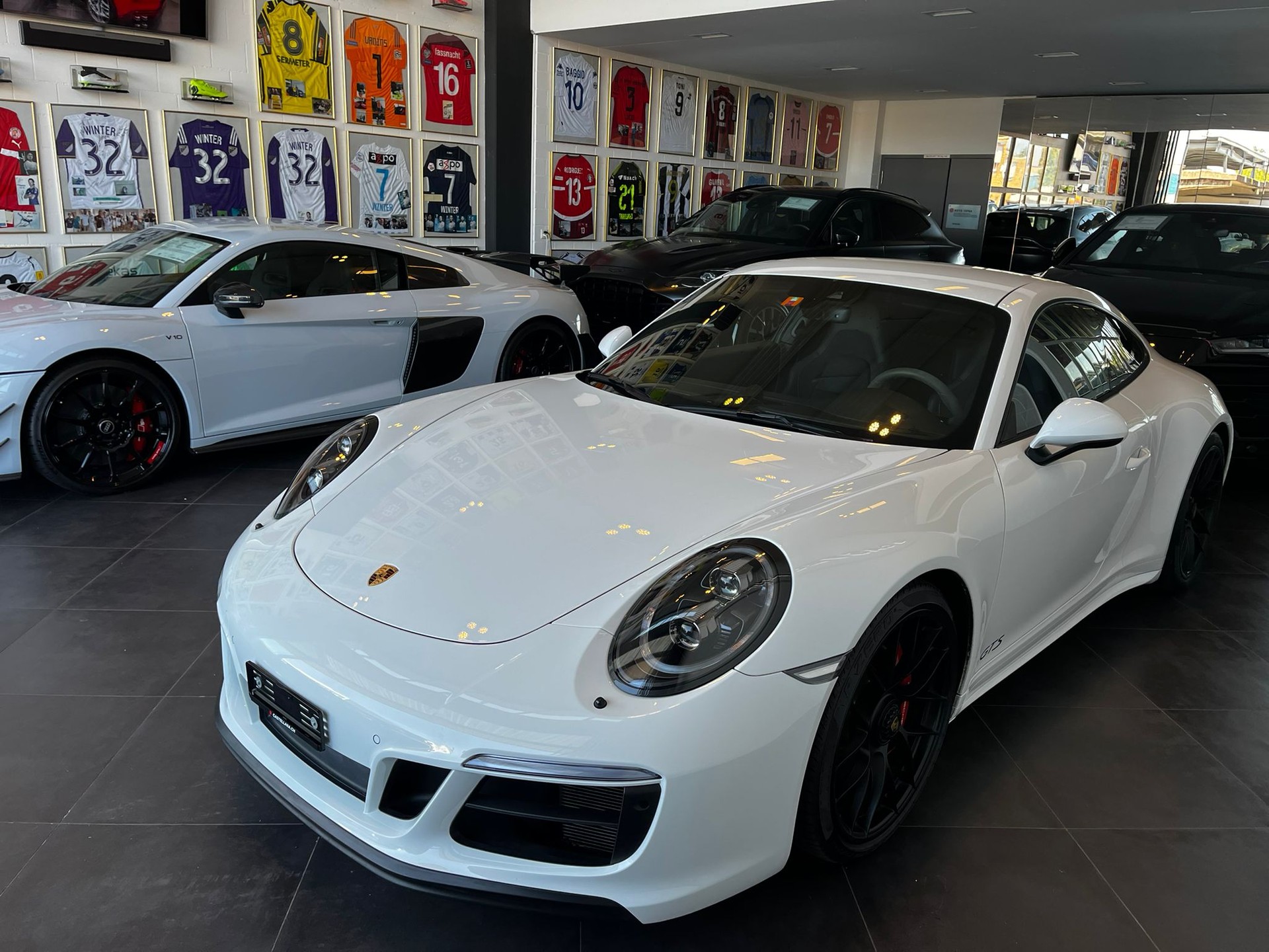 PORSCHE 911 Carrera GTS PDK-image-3