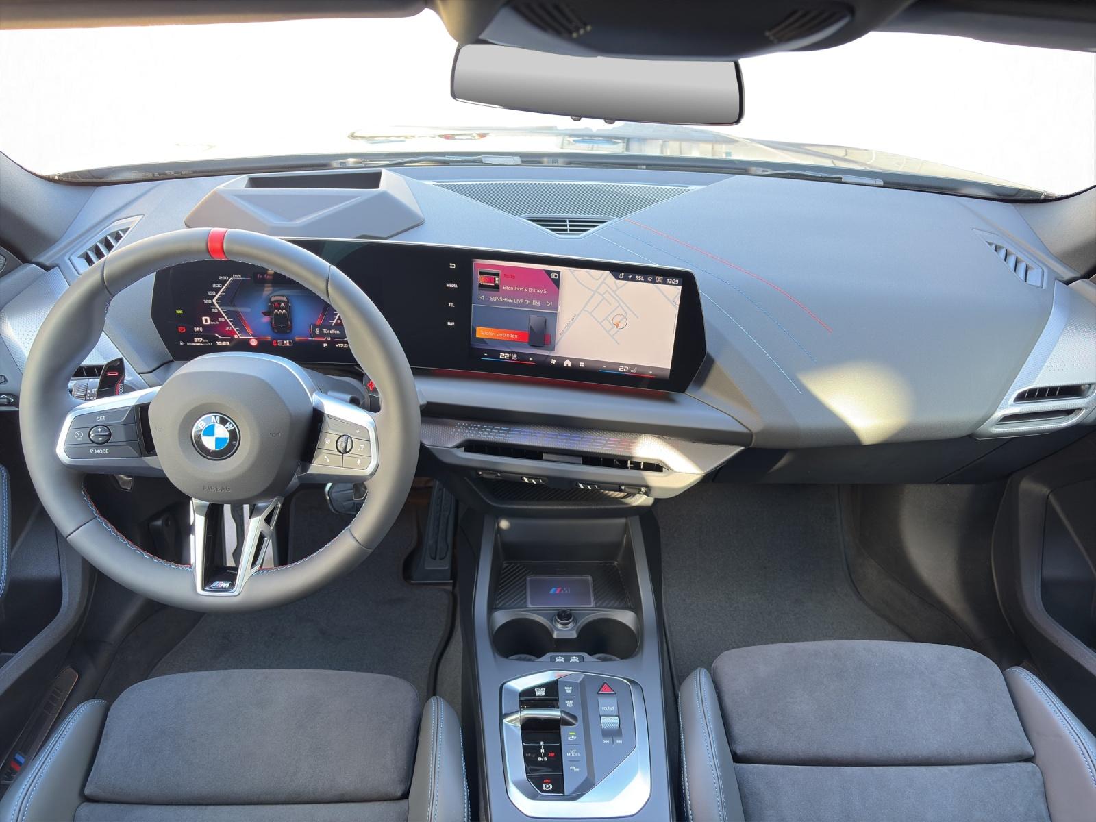 BMW M235 xDrive Gran Coupé-image-11