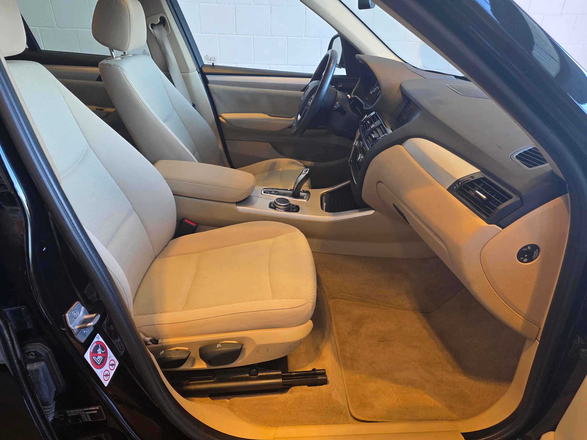 BMW X3 xDrive 35d-image-16