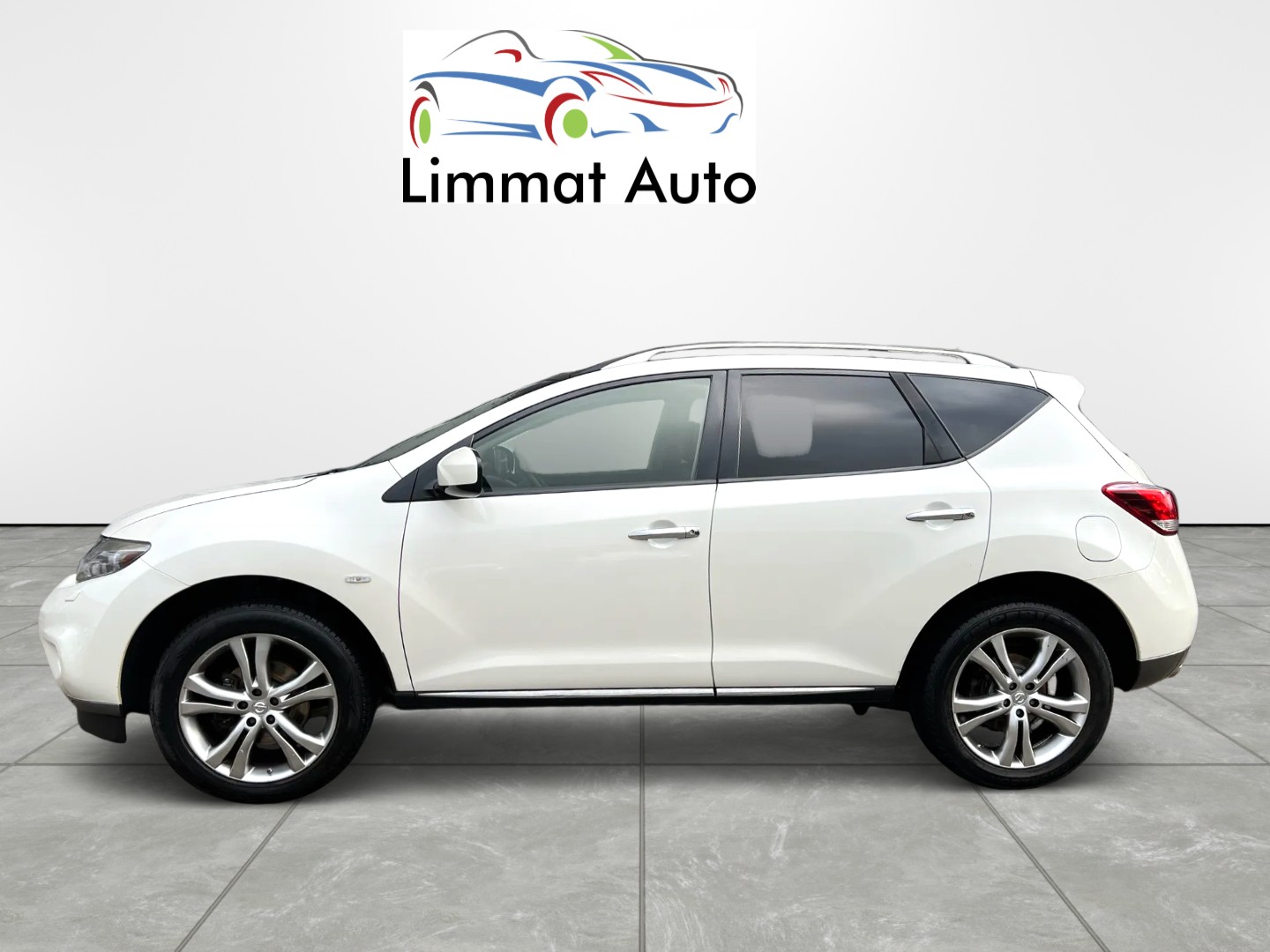 NISSAN Murano 2.5 dCi Executive Swiss Edition Automatic-image-2