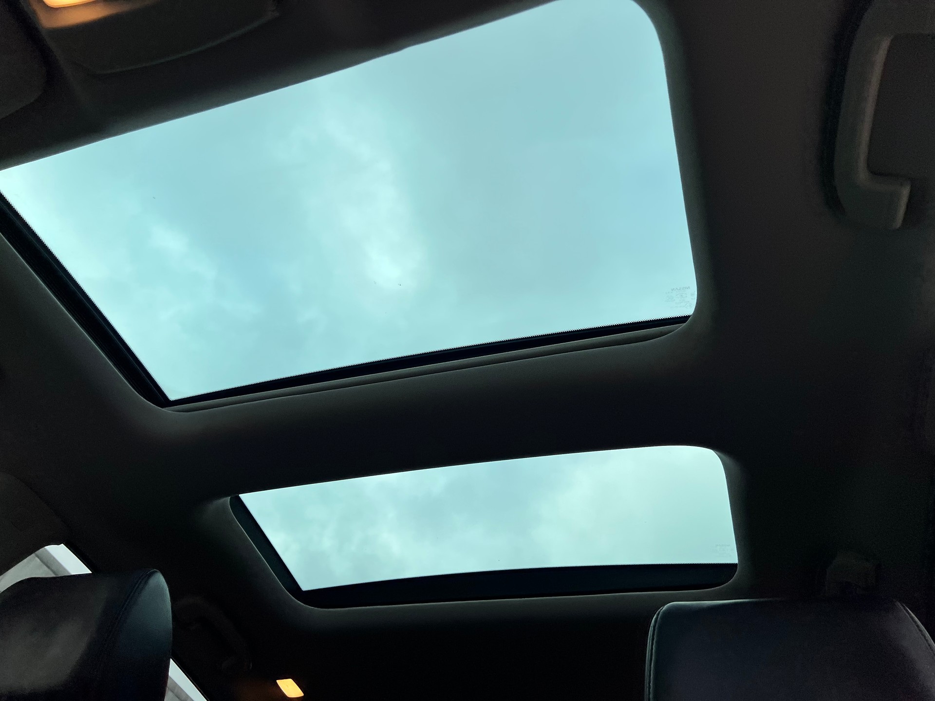 NISSAN Murano 2.5 dCi Executive Swiss Edition Automatic-image-15
