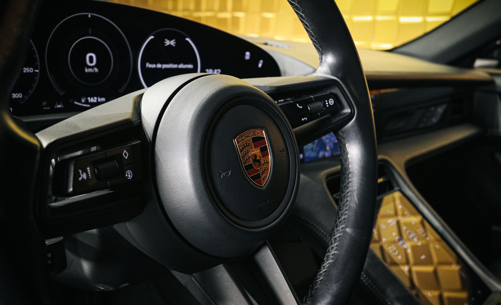 PORSCHE Taycan-image-14