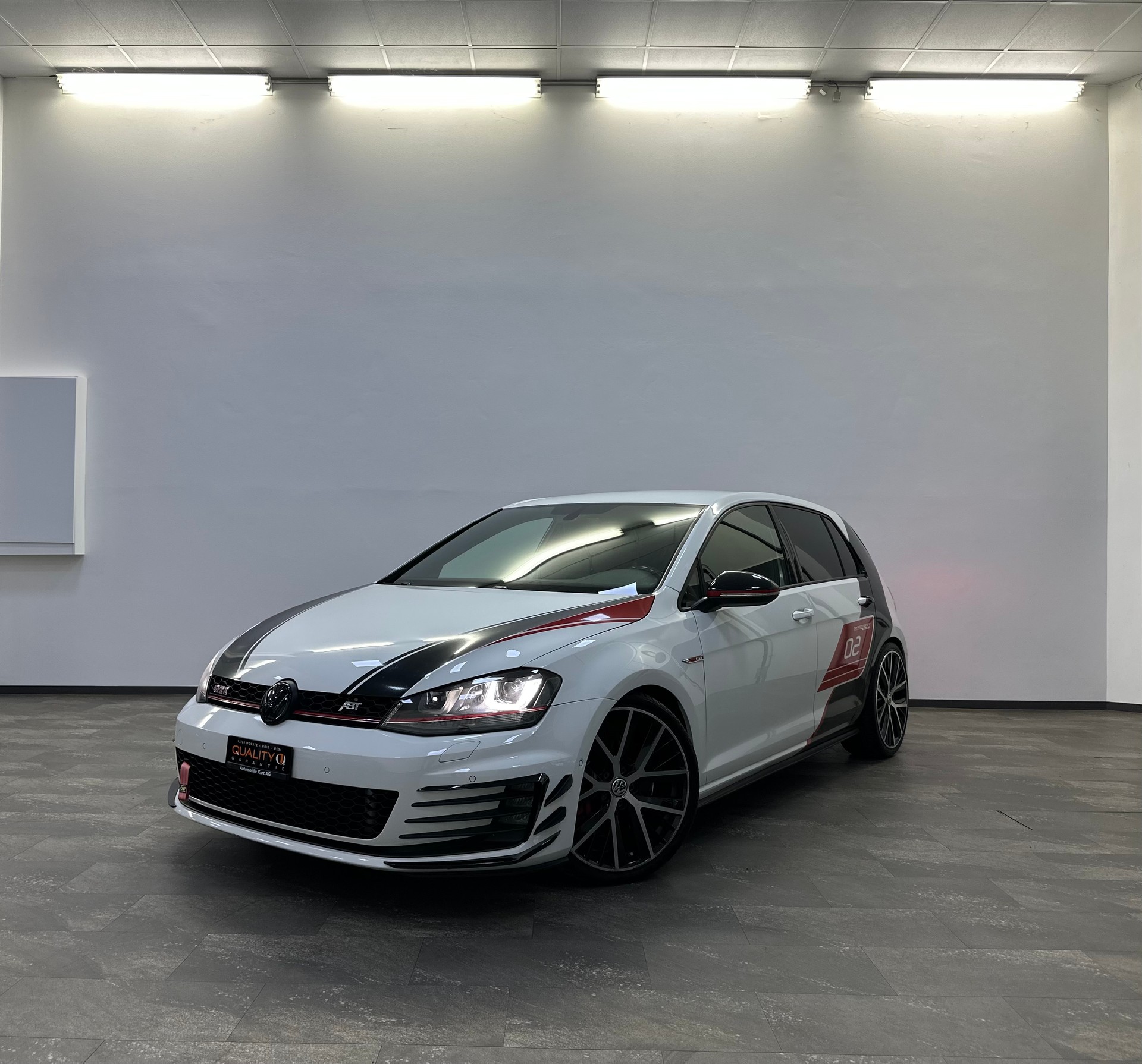 VW Golf 2.0 TSI GTI Performance DSG-image-0