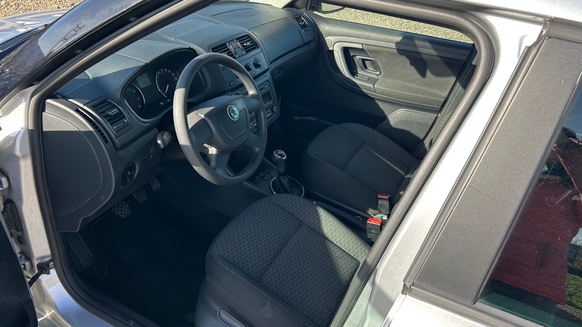 SKODA Fabia 1.2 Ambition-image-1