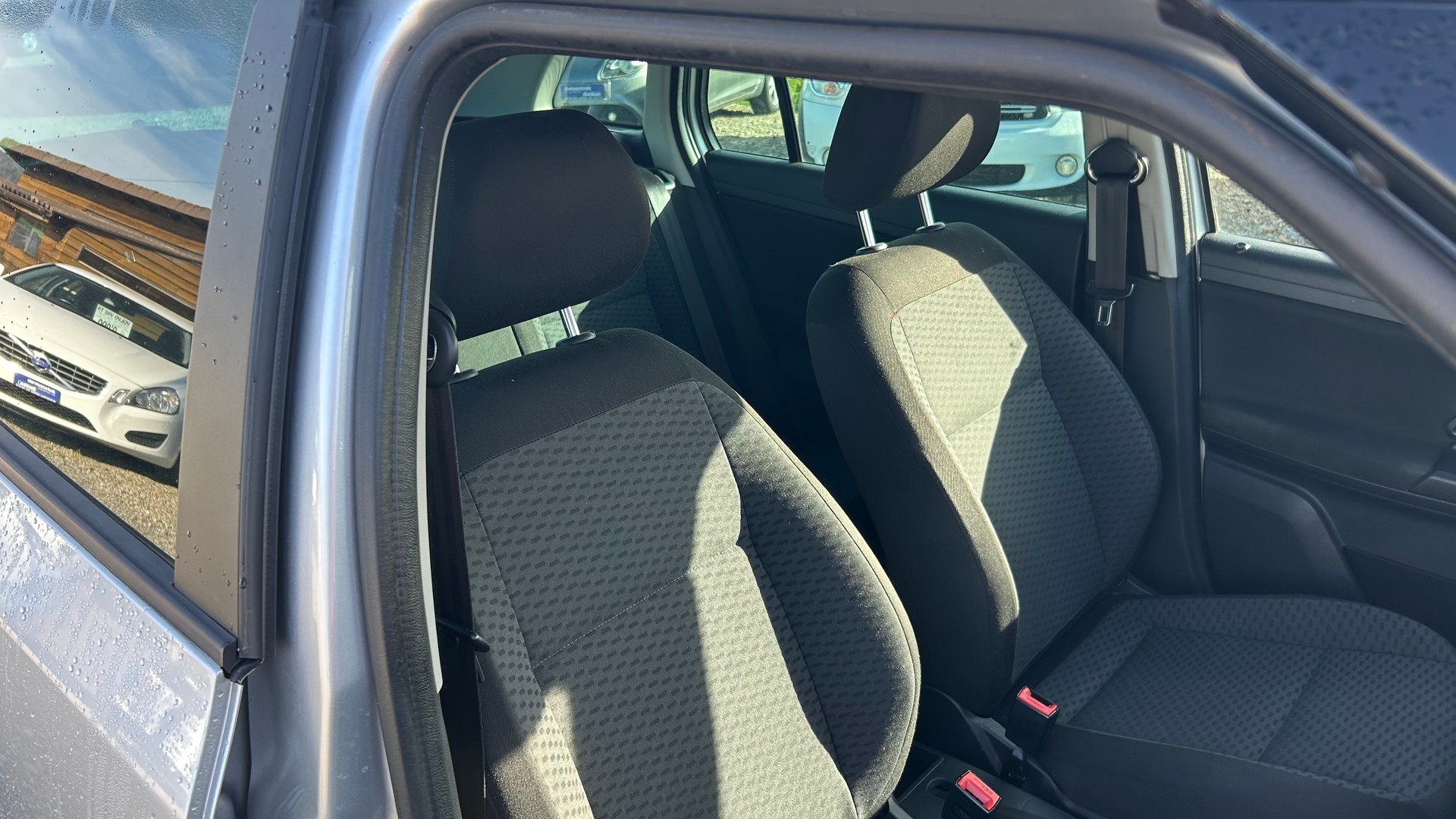 SKODA Fabia 1.2 Ambition-image-10