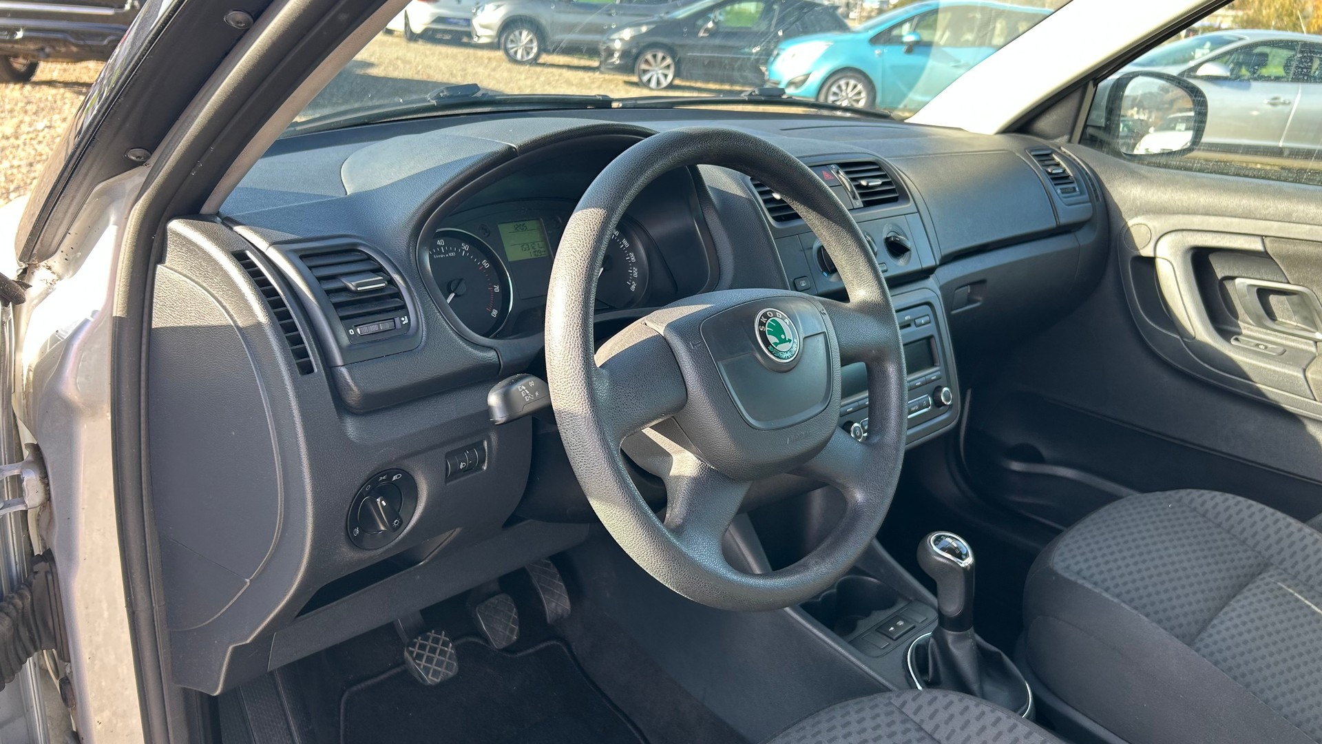 SKODA Fabia 1.2 Ambition-image-2