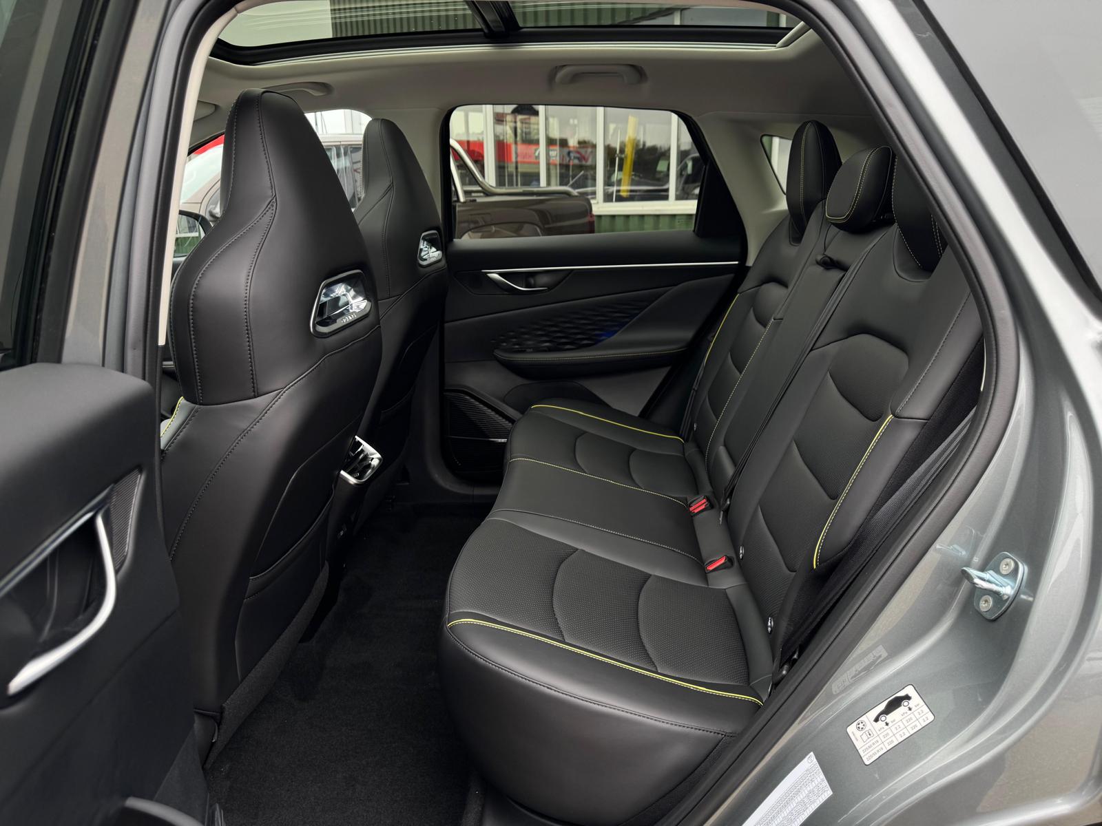 BAIC X55 1.5 Luxury-image-9