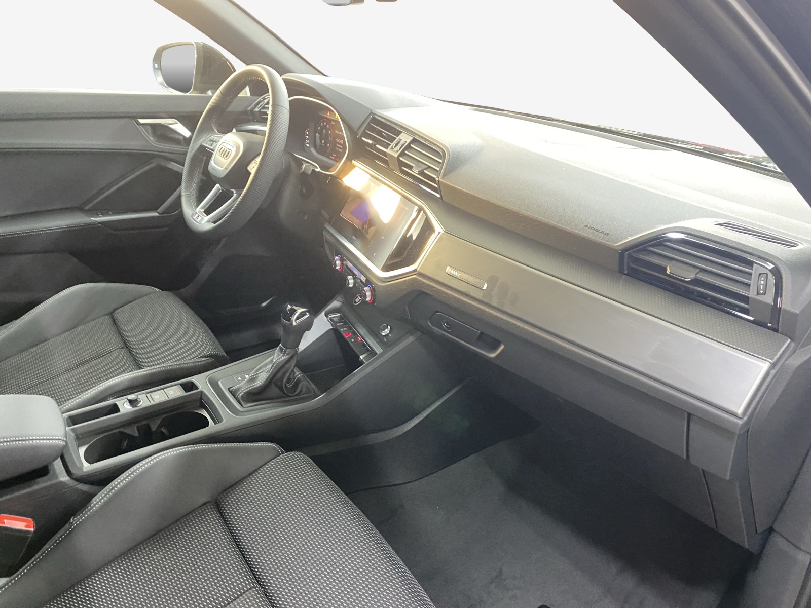 AUDI Q3 Sportback 35 TFSI S line S-tronic-image-13