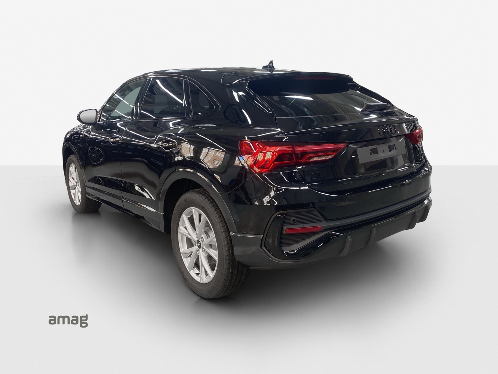 AUDI Q3 Sportback 35 TFSI S line S-tronic-image-2
