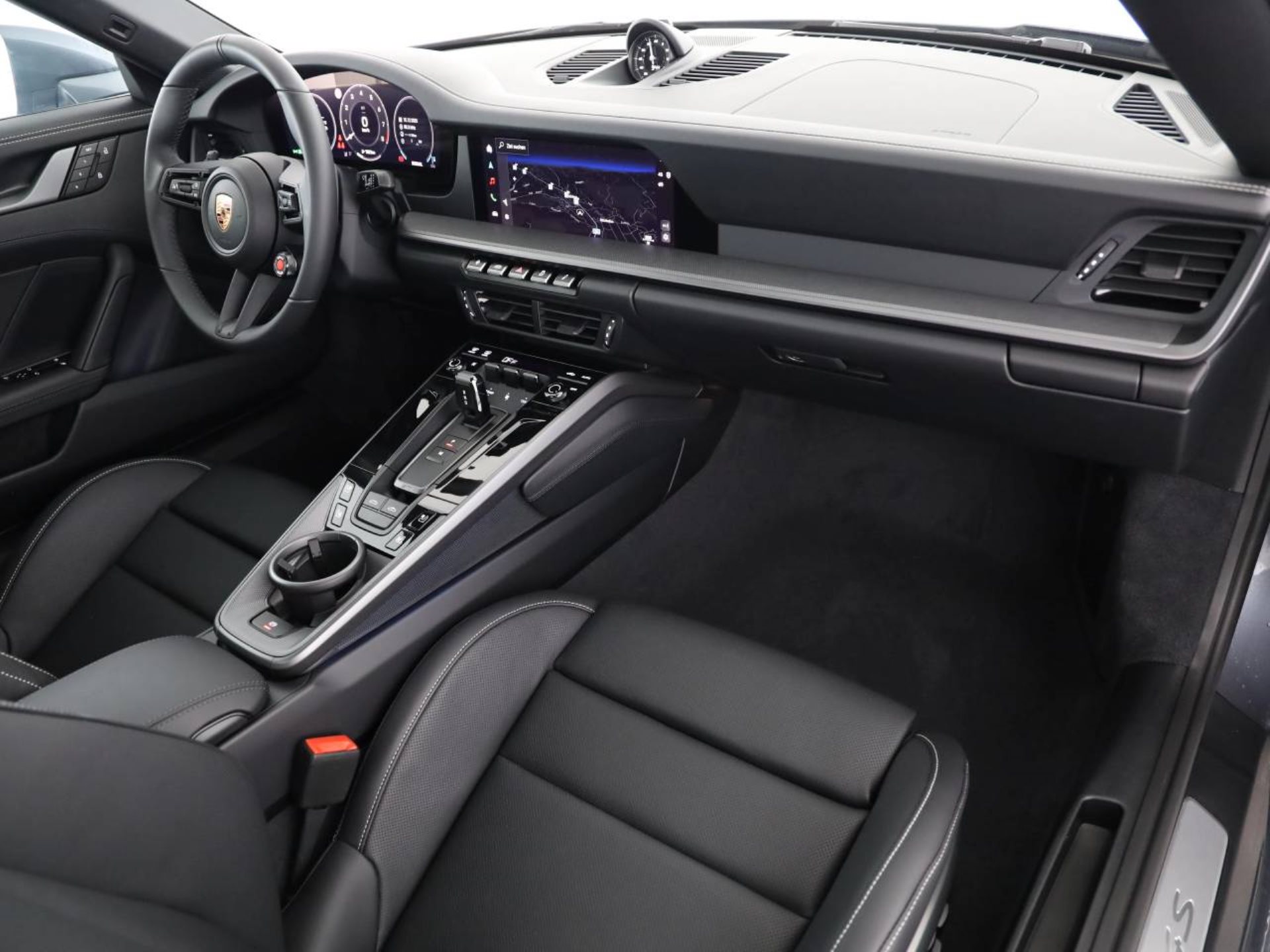 PORSCHE 911 Targa 4S-image-13