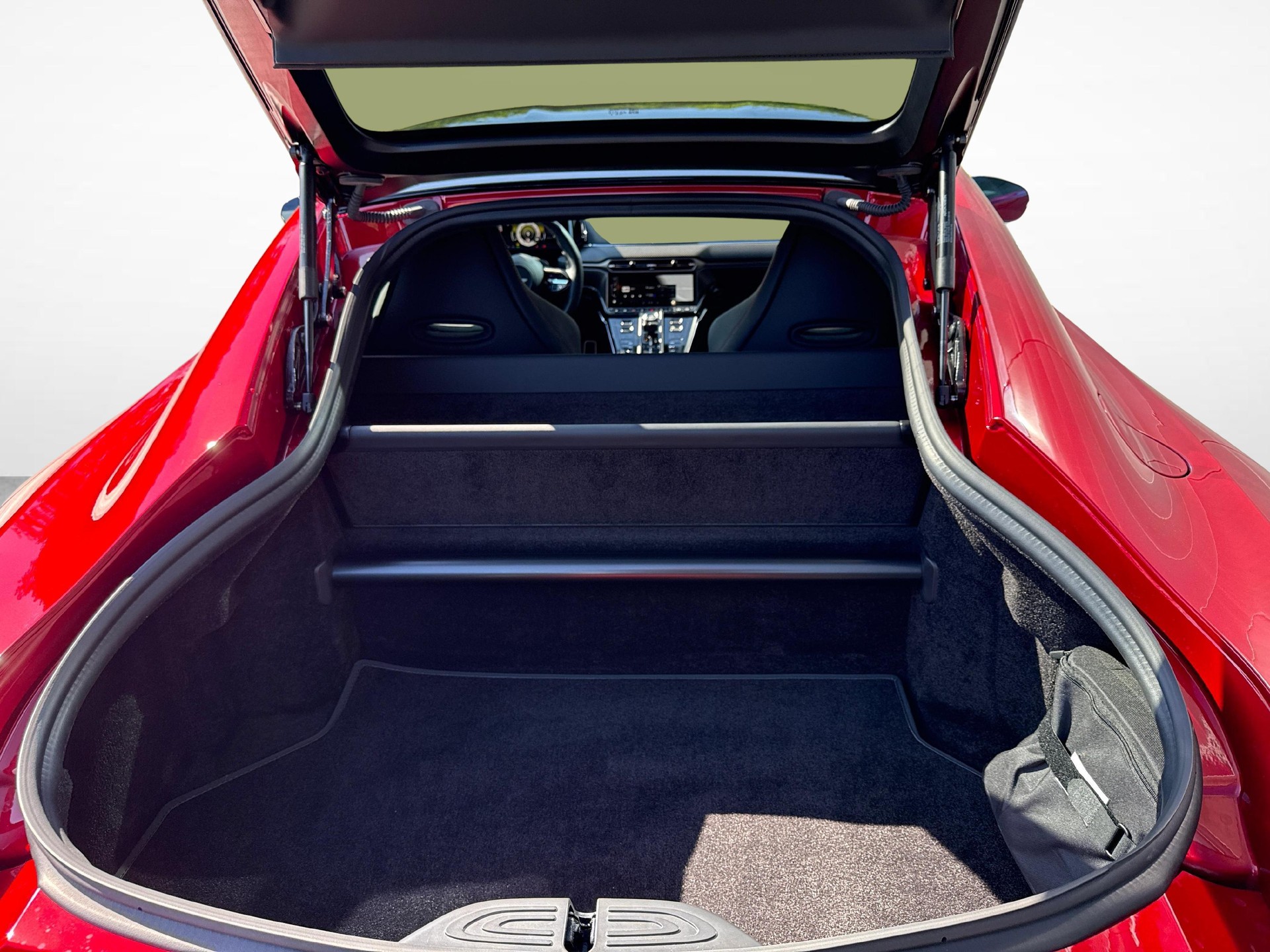 ASTON MARTIN V8 Vantage Coupé 4.0 V8 Bi-Turbo-image-11