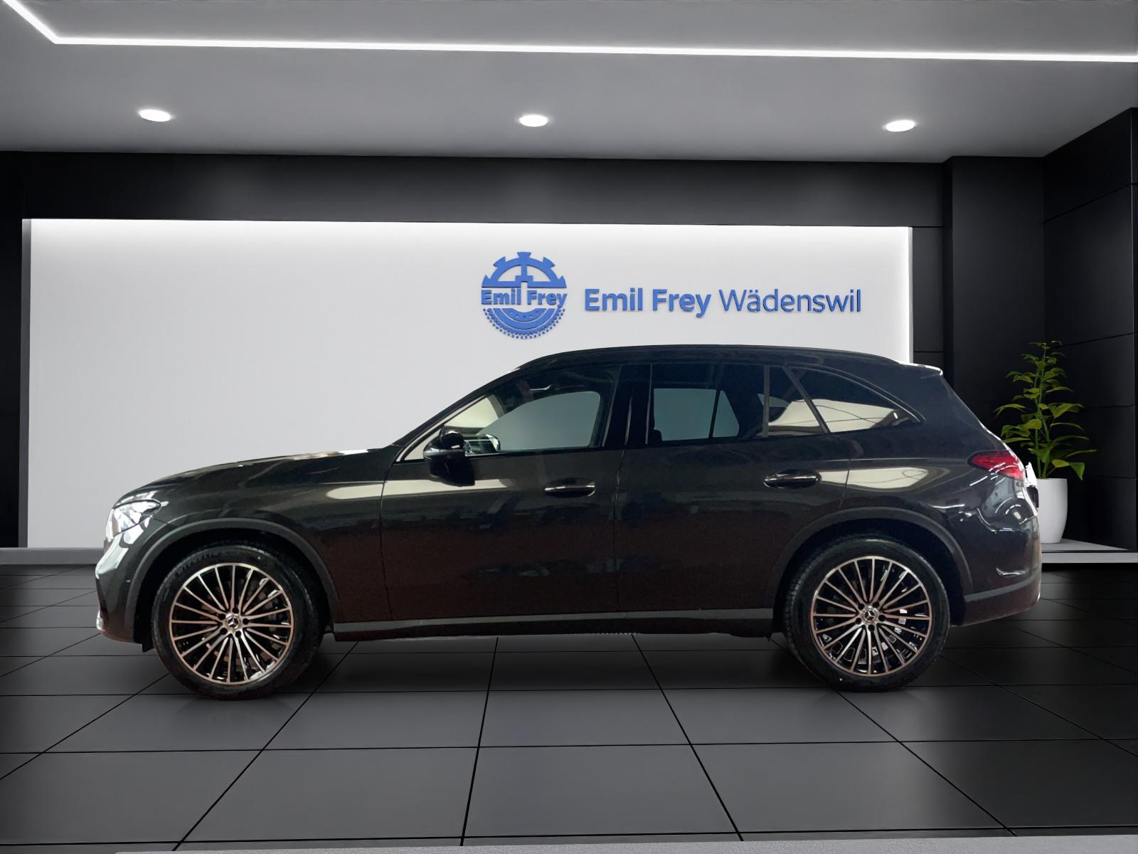 MERCEDES-BENZ GLC 200 4MATIC AMG Line-image-2