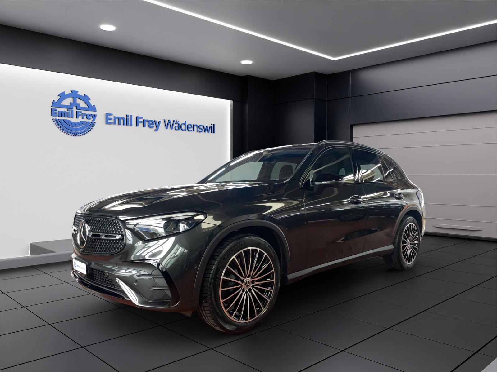 MERCEDES-BENZ GLC 200 4MATIC AMG Line-image-0