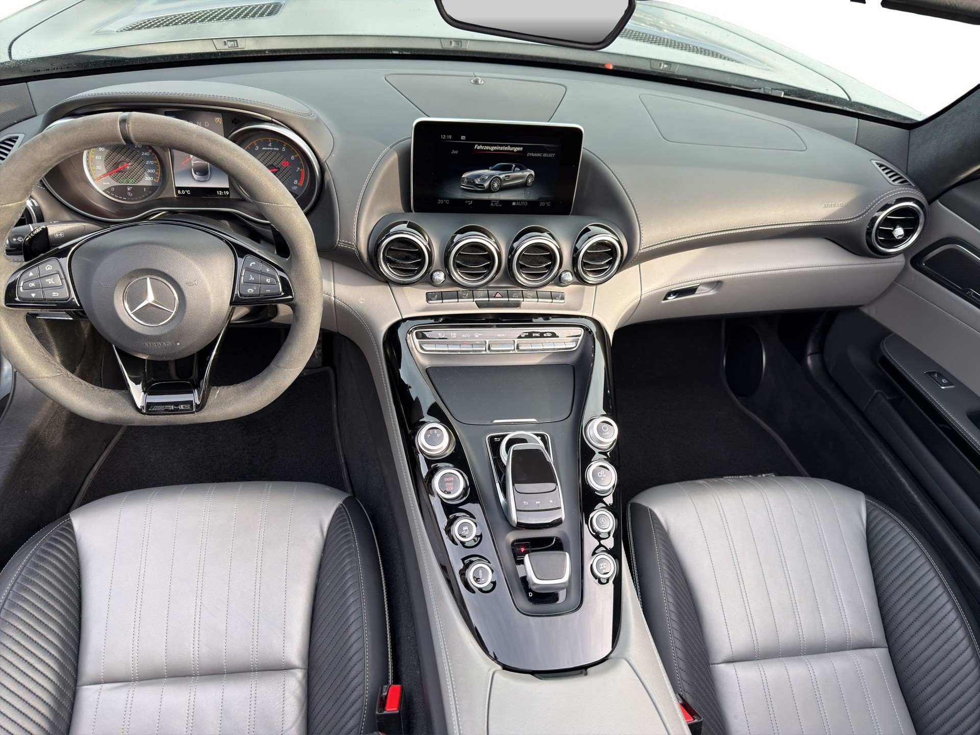 MERCEDES-BENZ AMG GT Roadster Speedshift DCT-image-8