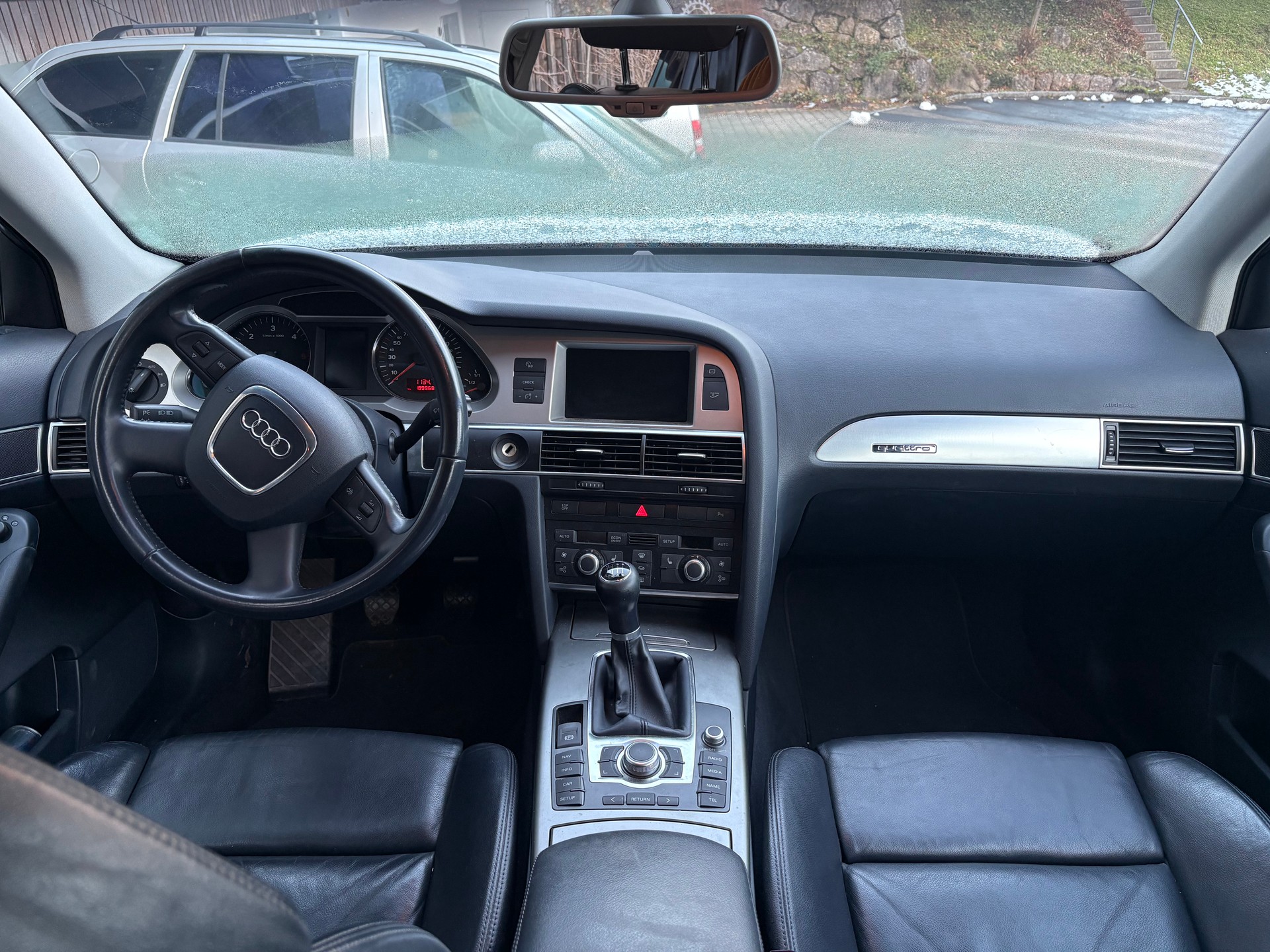 AUDI A6 Avant 3.0 V6 TDI quattro-image-3