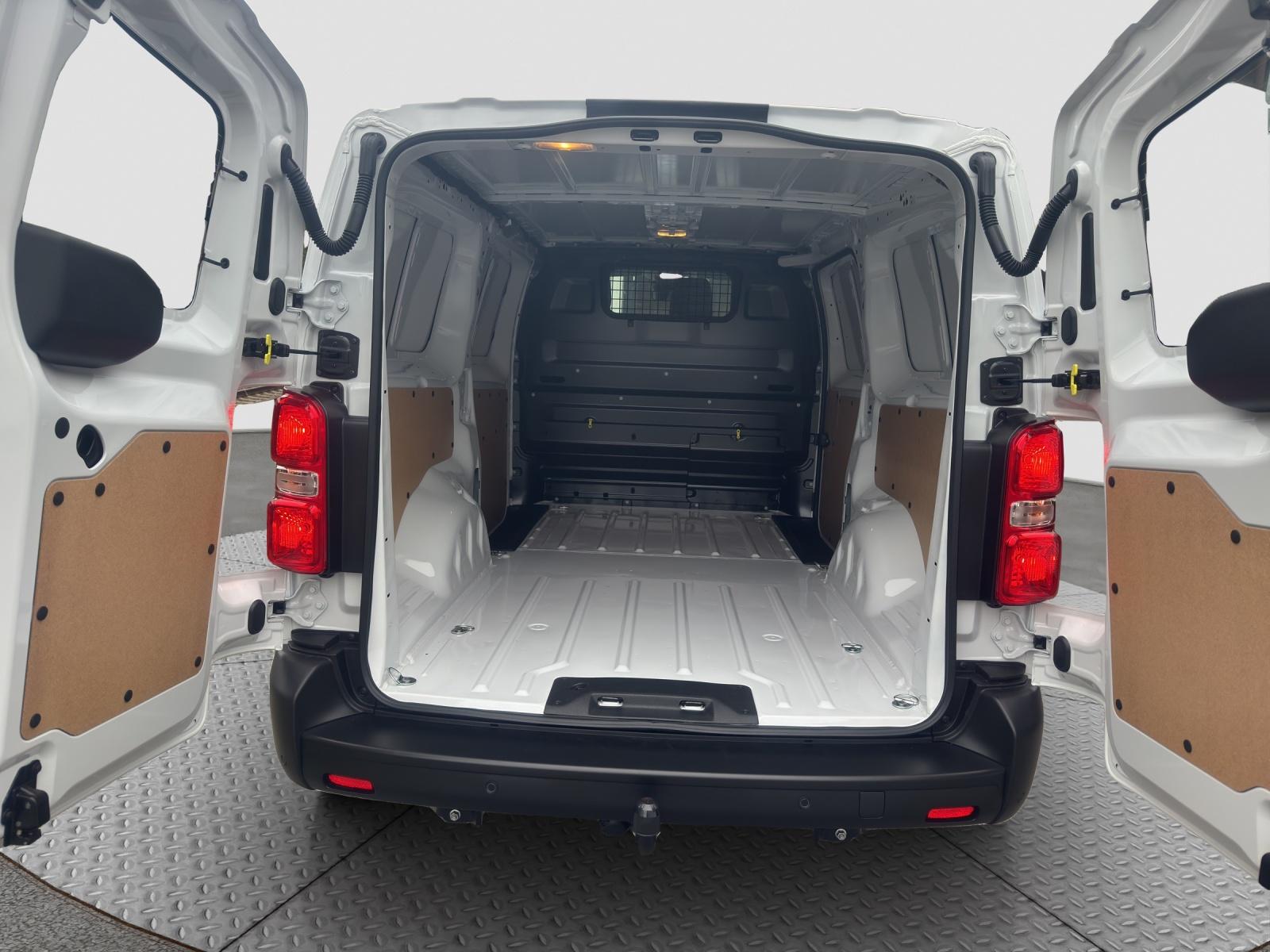 TOYOTA PROACE Van L2 2.0 D Advanced-image-10