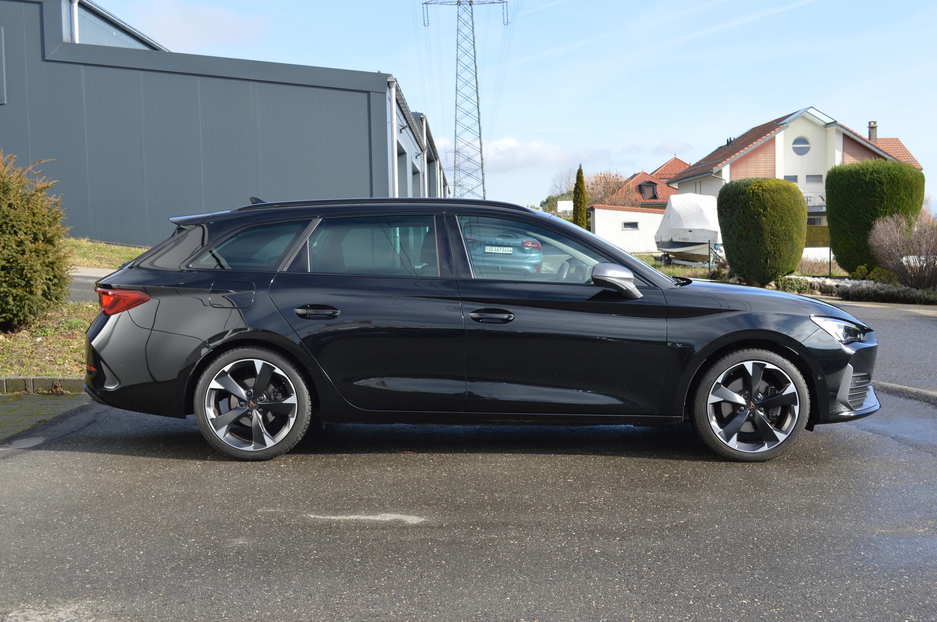 CUPRA LEON ST 2.0 TSI DSG-image-3