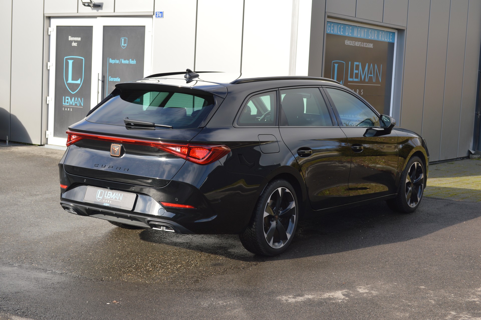 CUPRA LEON ST 2.0 TSI DSG-image-4