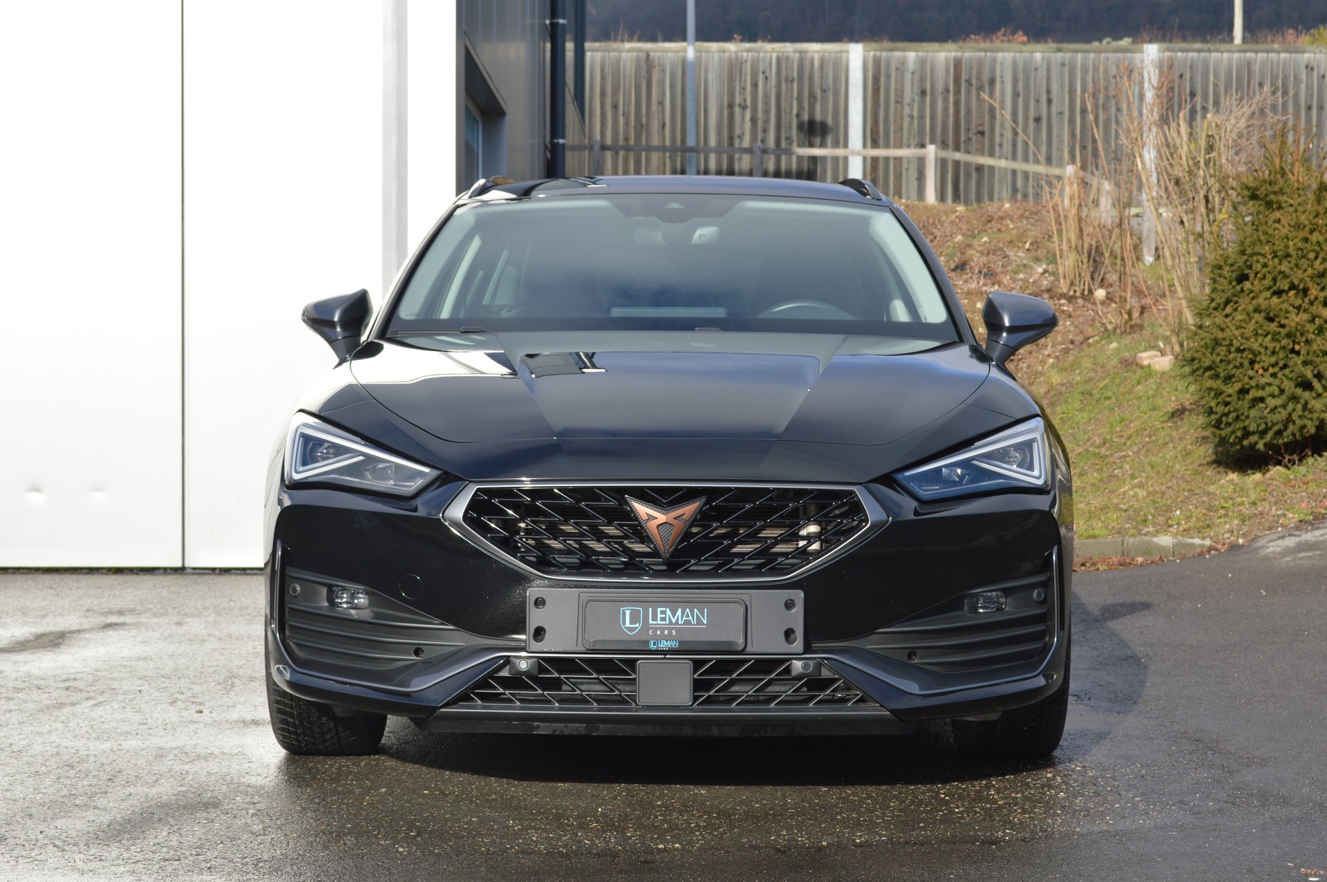 CUPRA LEON ST 2.0 TSI DSG-image-1