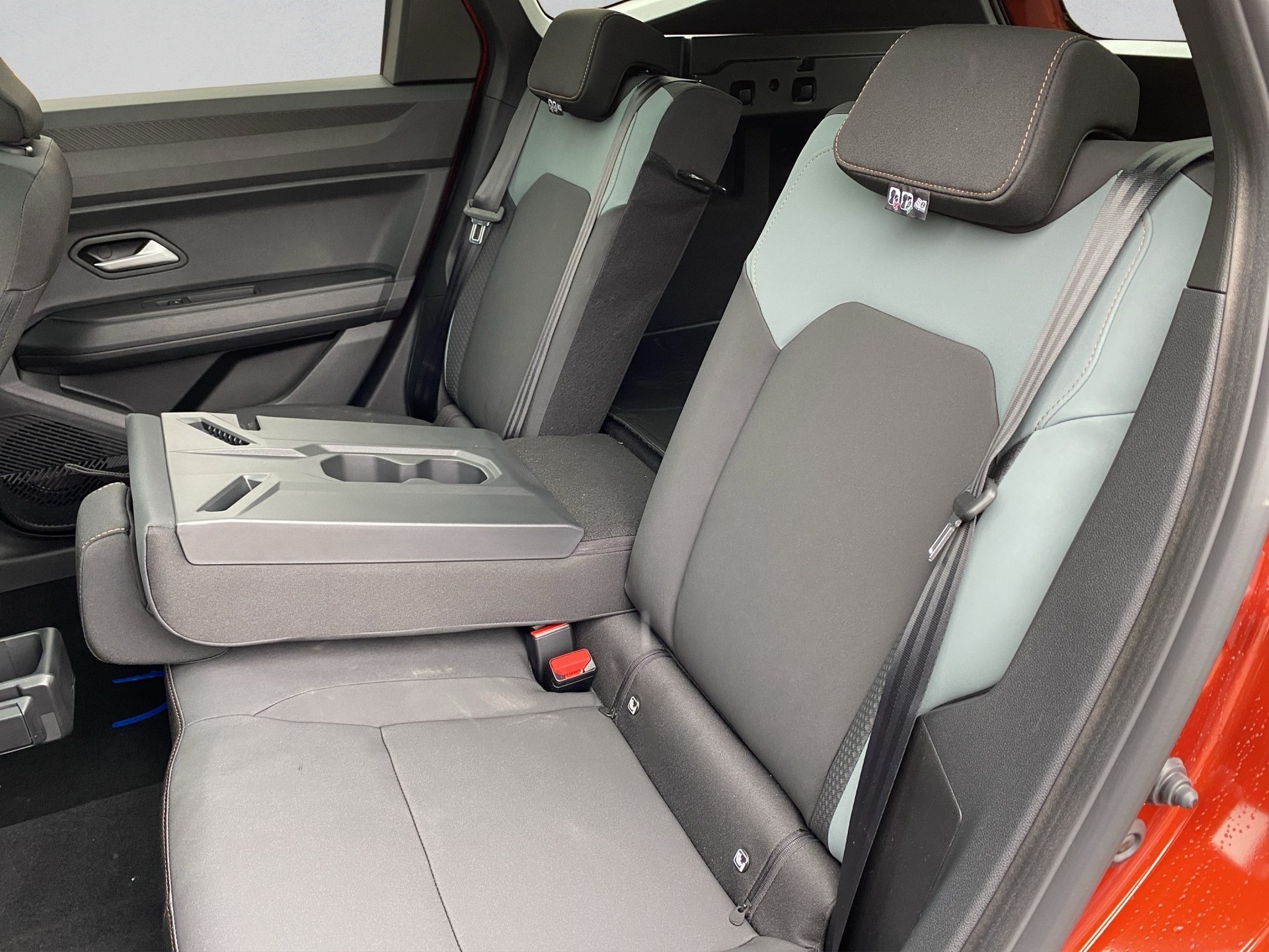 DACIA Bigster HEV 155 Extreme-image-13