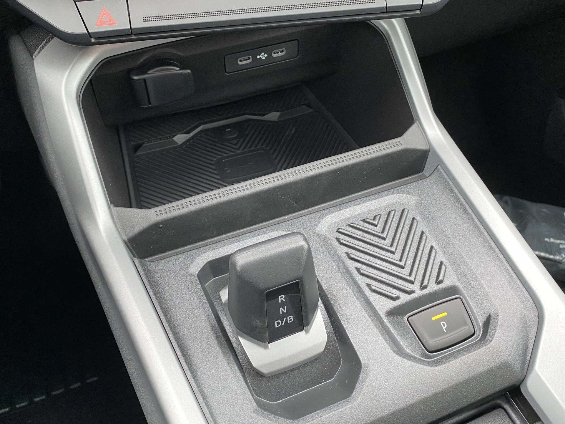 DACIA Bigster HEV 155 Extreme-image-11