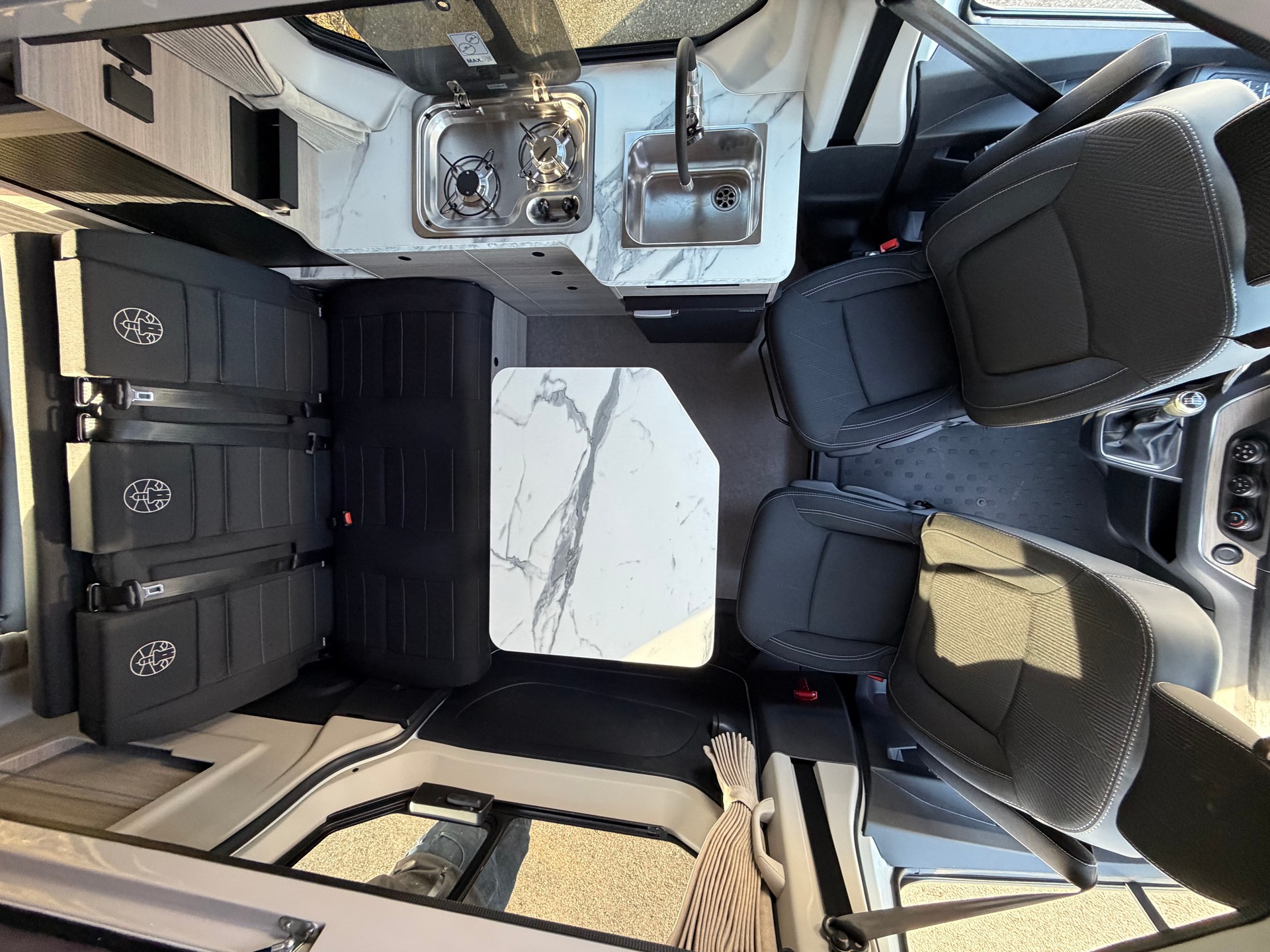RENAULT Glénan HorizonVan 5 L1 5 places (Batterie Lithium & chauffage diesel)-image-9