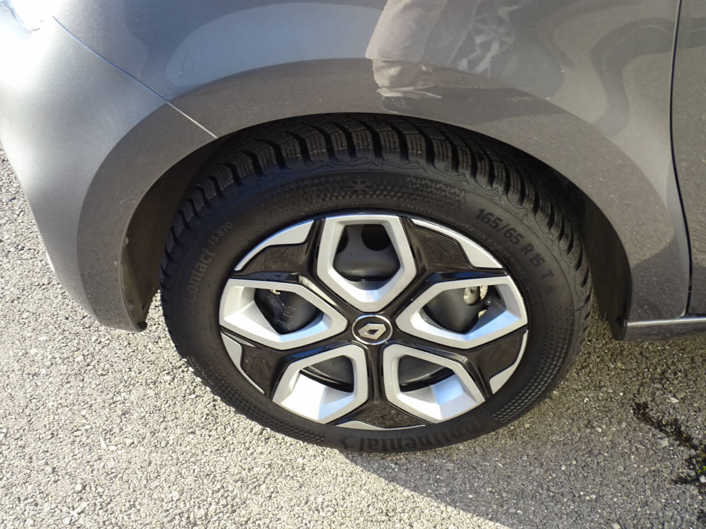 RENAULT Twingo equilibre-image-1
