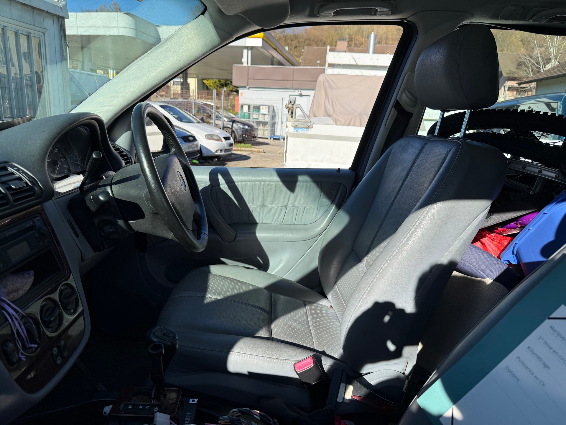 MERCEDES-BENZ ML 270 CDI-image-10