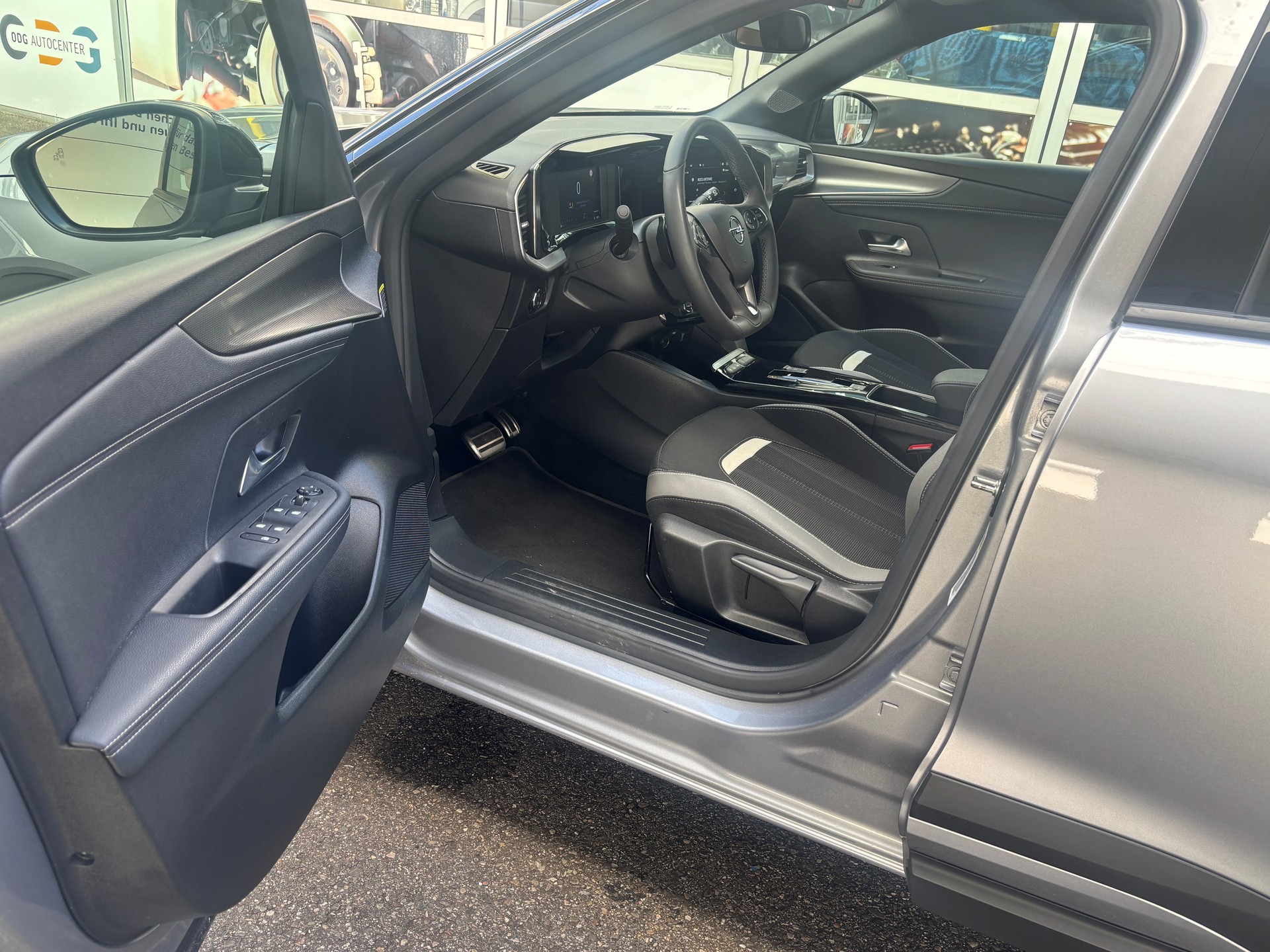 OPEL Mokka 1.2 Direct Injection Turbo GS Aut.-image-6