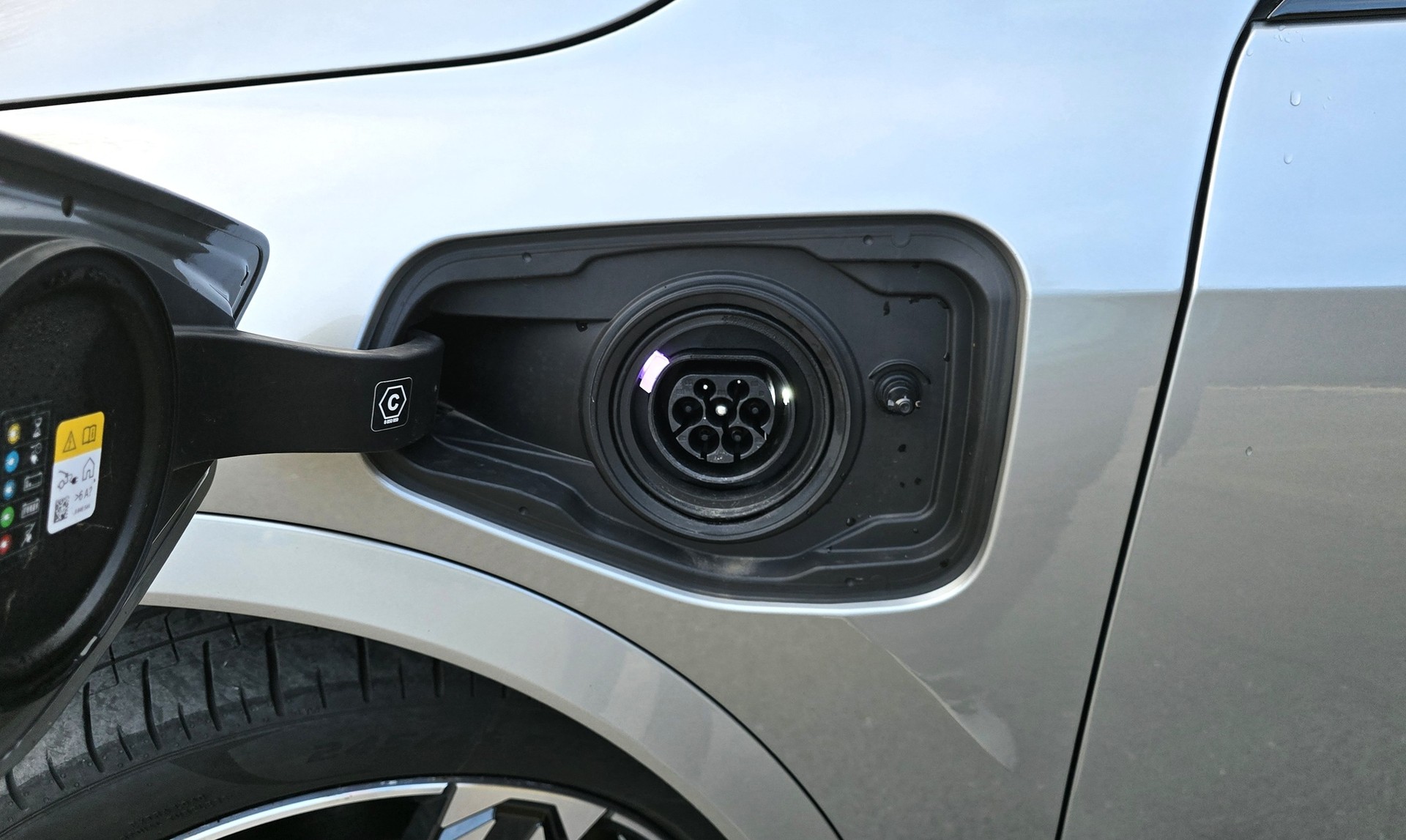 BMW X1 xDrive 30e M Sport Pro-image-13