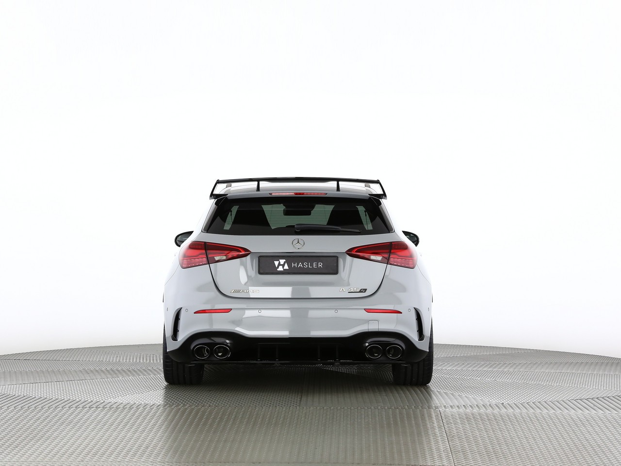 MERCEDES-BENZ A AMG 45 S 4Matic+ 8G-DCT-showroom-element-3