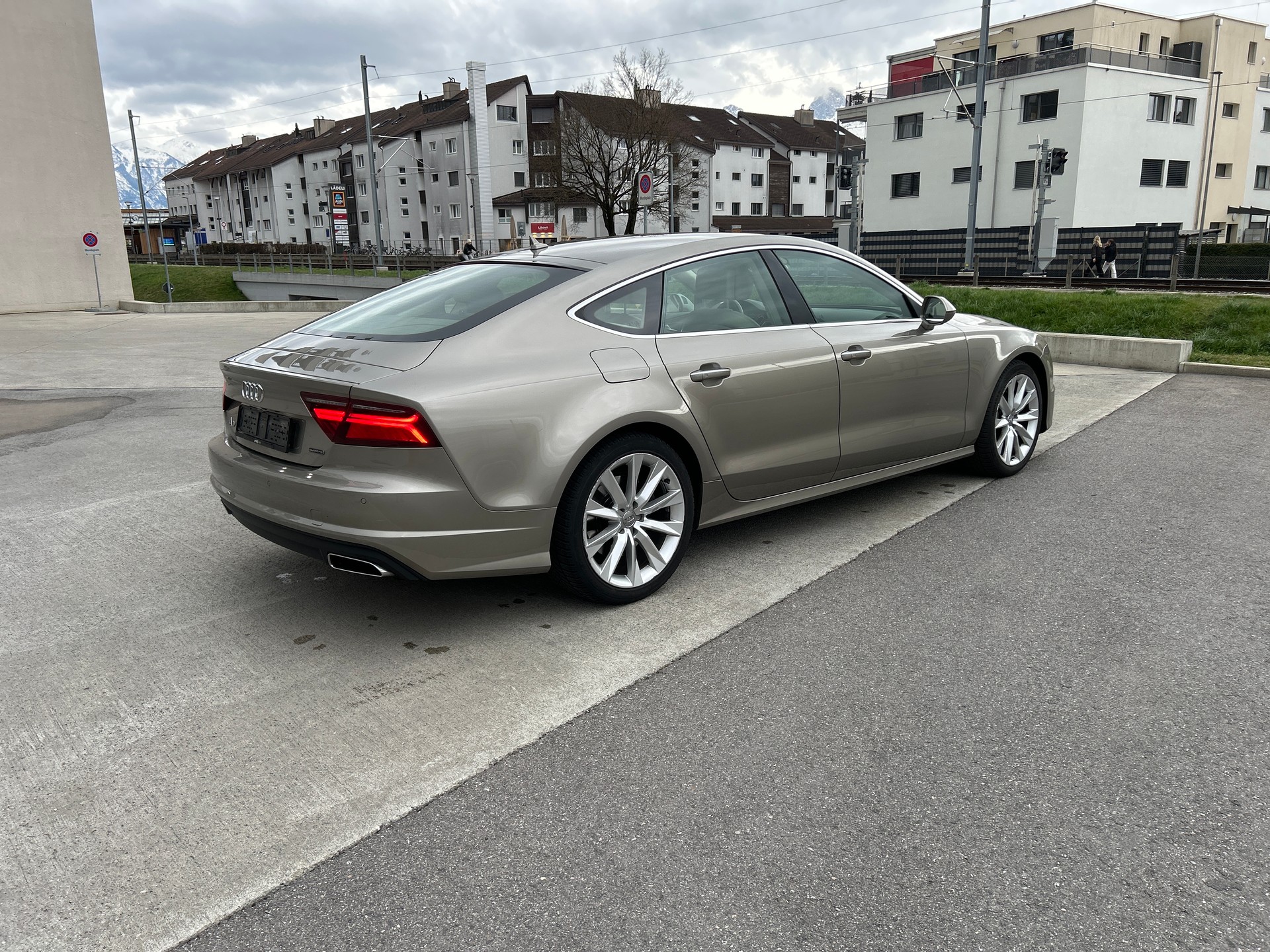 AUDI A7 Sportback 3.0 TDI quattro S-tronic-image-4