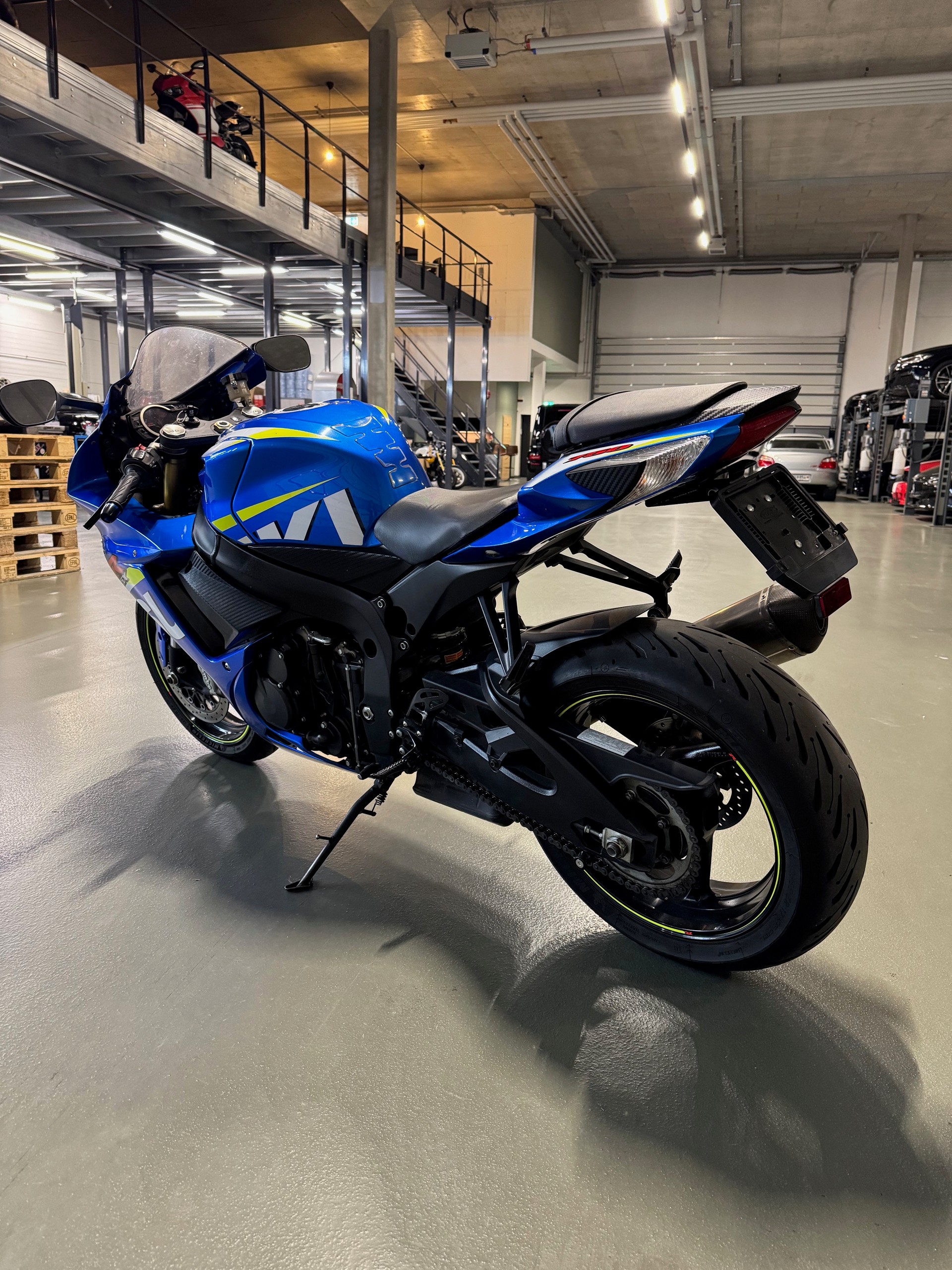 SUZUKI GSX-R 750 L4-image-2