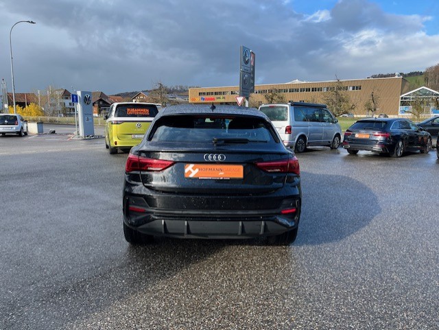 AUDI Q3 Sportback 45 TFSI S line quattro S-tronic-image-1