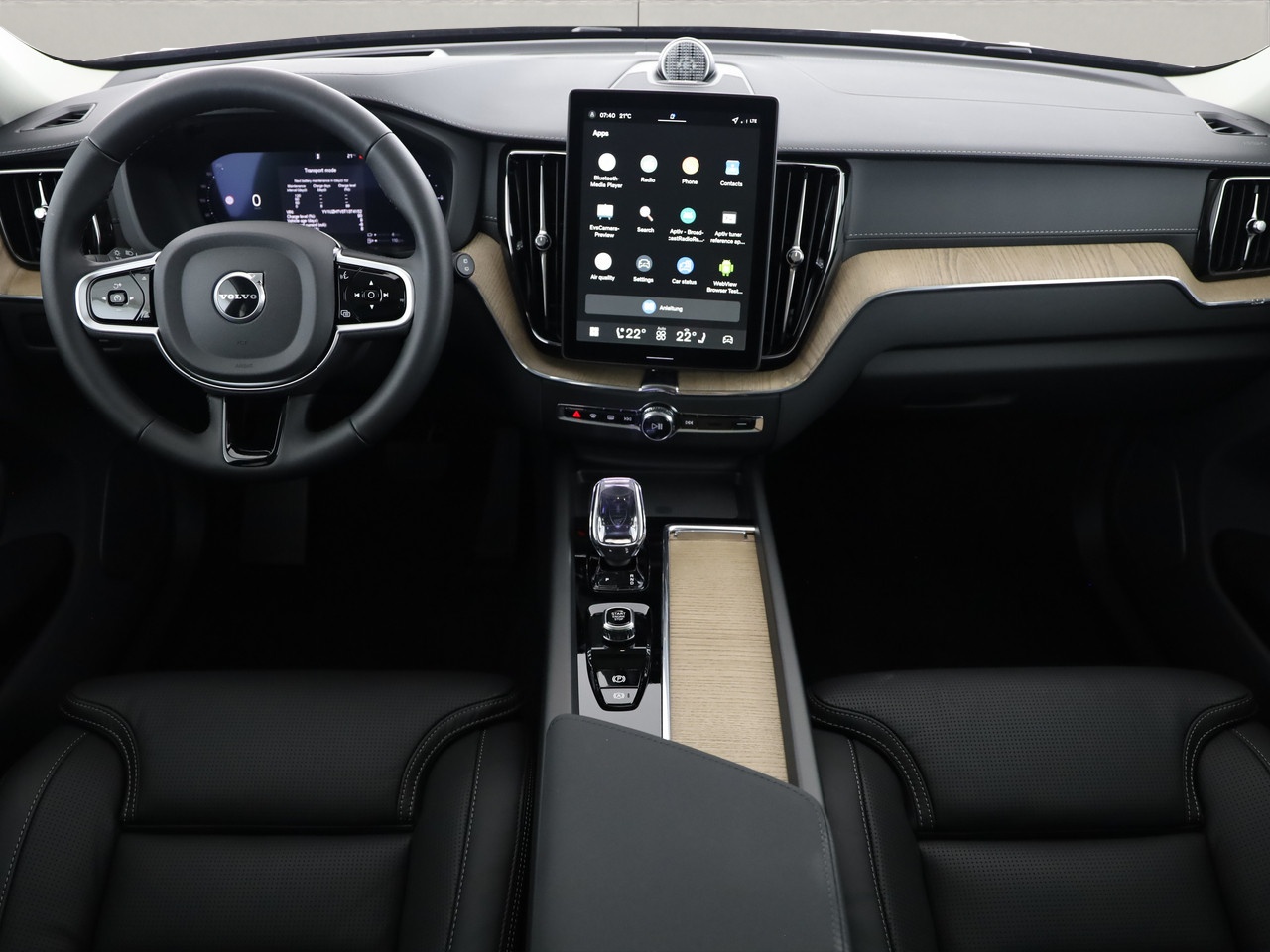 VOLVO XC60 2.0 T8 TE Ultra Dark eAWD-image-4