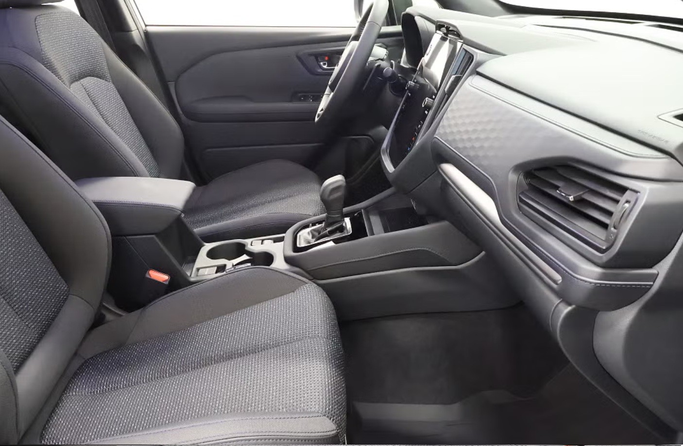 SUBARU Forester 2.0i e-Boxer Advantage Lineartronic-image-8
