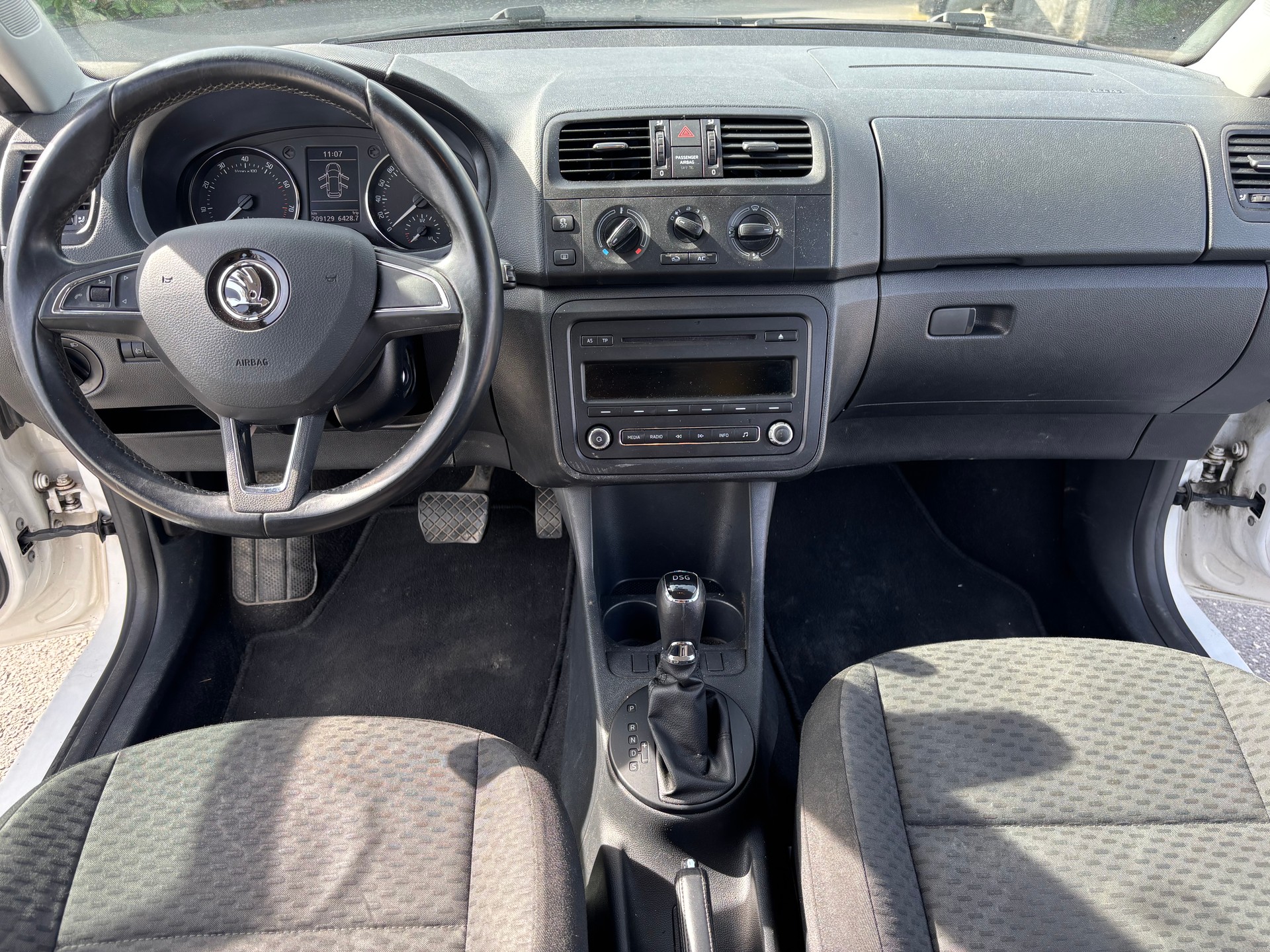 SKODA Fabia 1.2 TSI Ambition Plus DSG-image-6