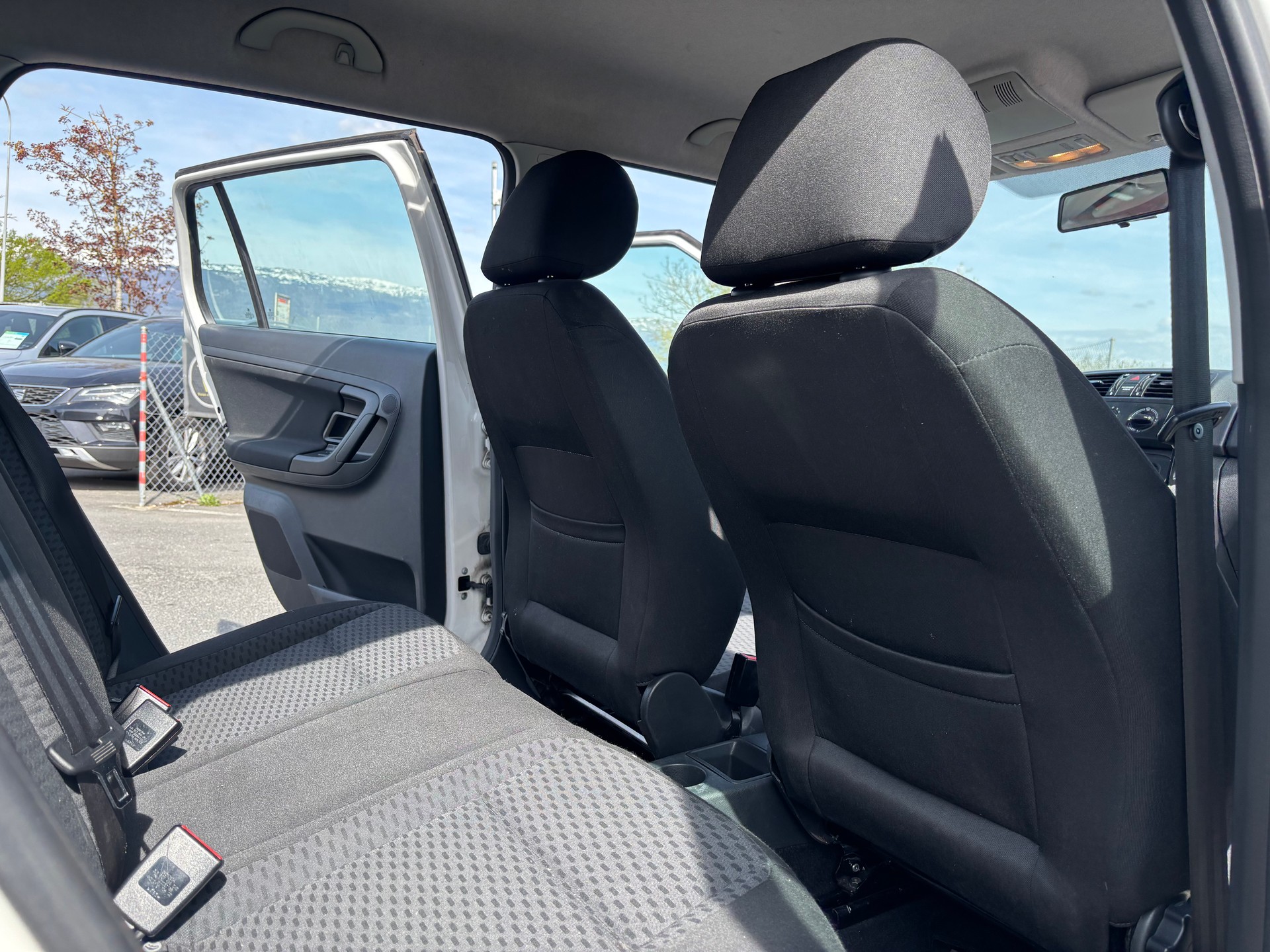 SKODA Fabia 1.2 TSI Ambition Plus DSG-image-12